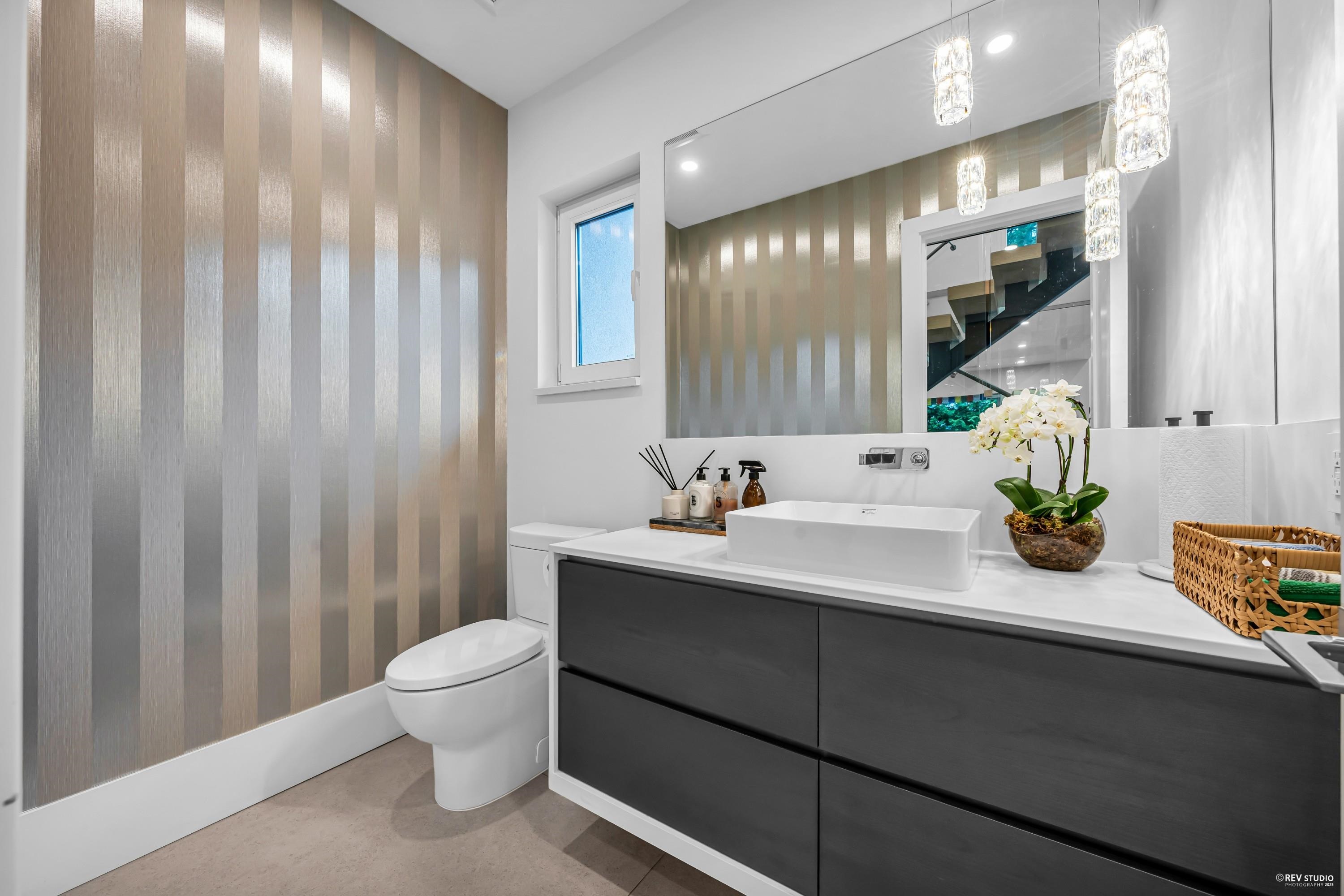 Listing image of 1075 BELVEDERE DRIVE