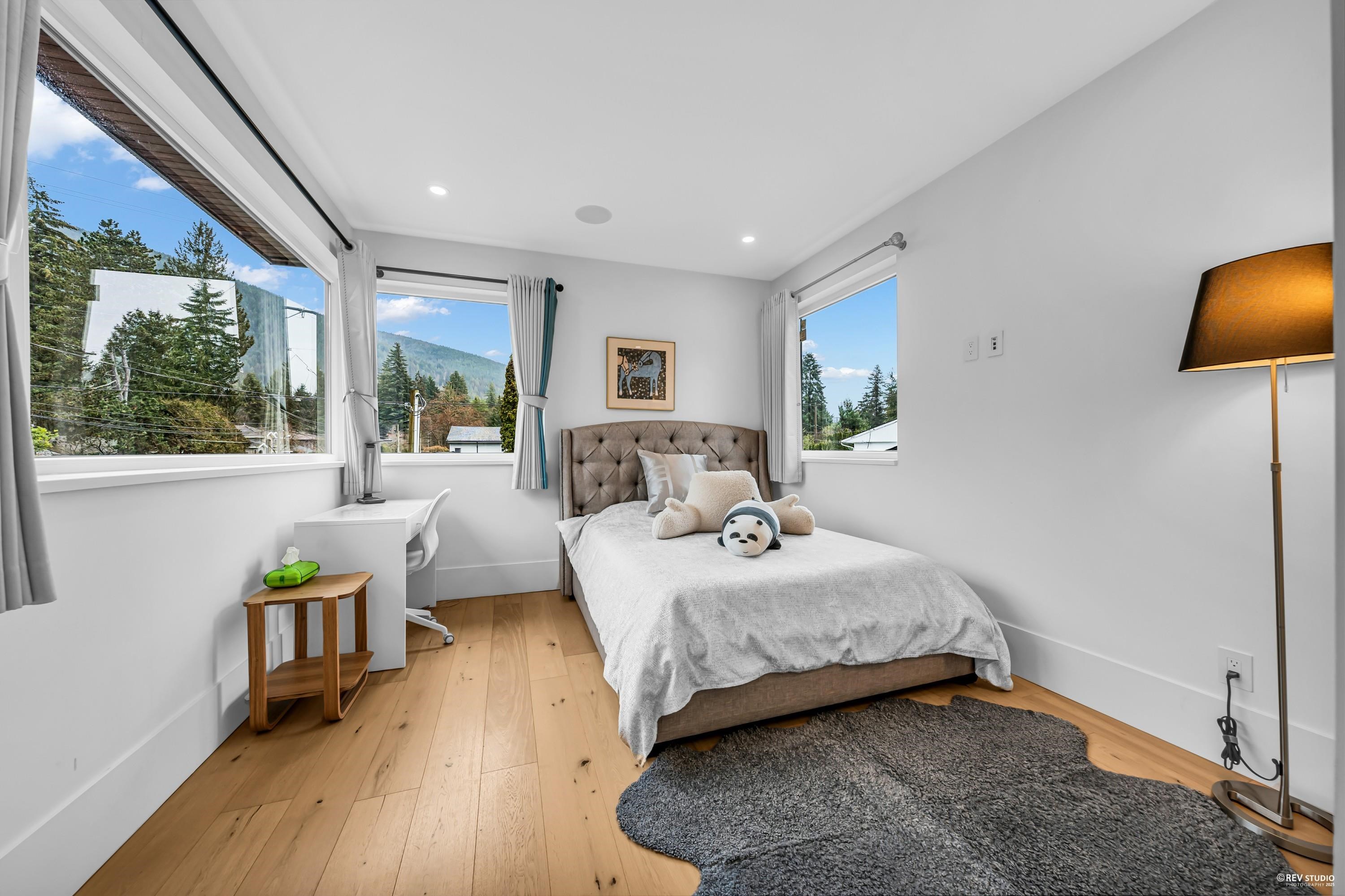 Listing image of 1075 BELVEDERE DRIVE