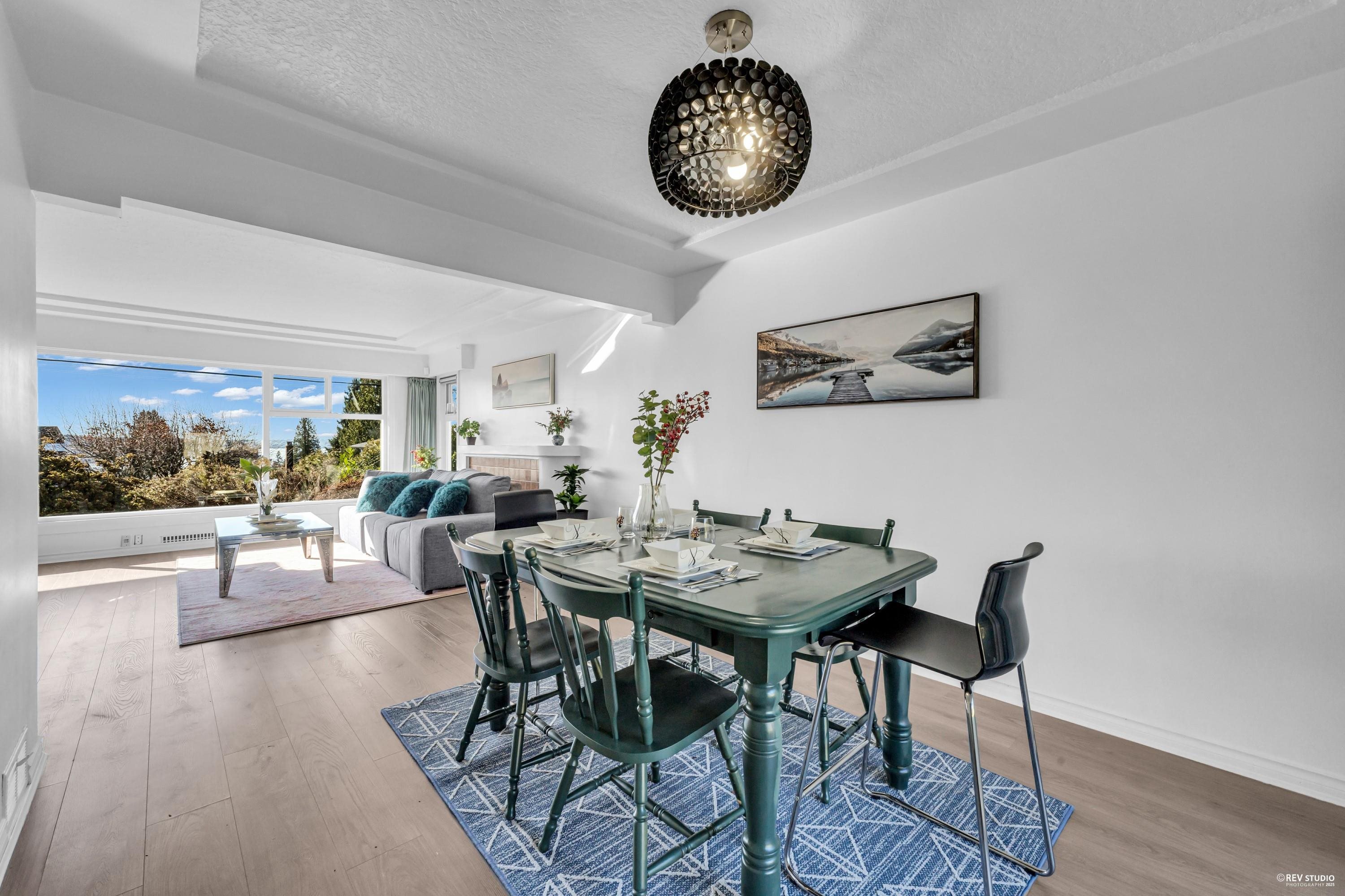 Listing image of 1475 KINGS AVENUE