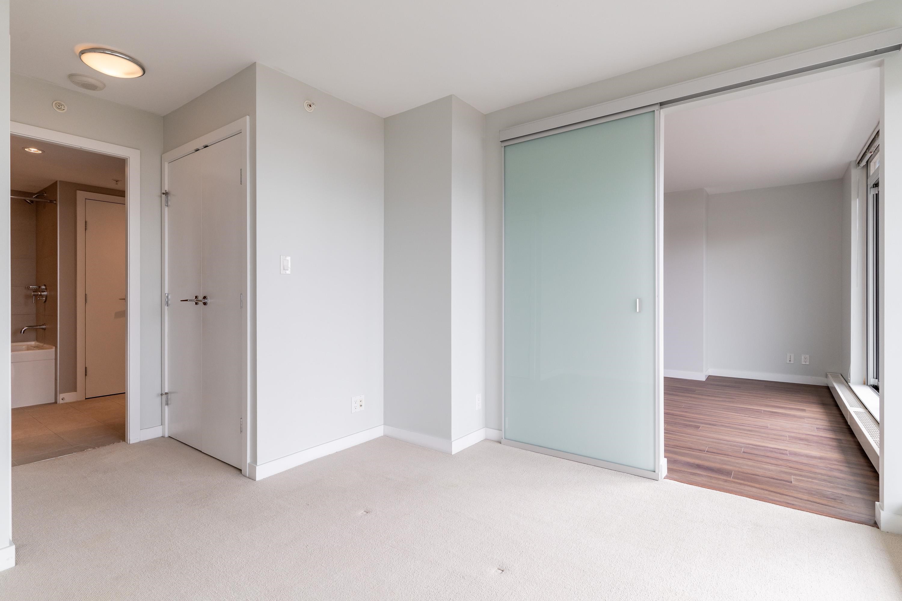 Listing image of 302 135 E 17TH STREET