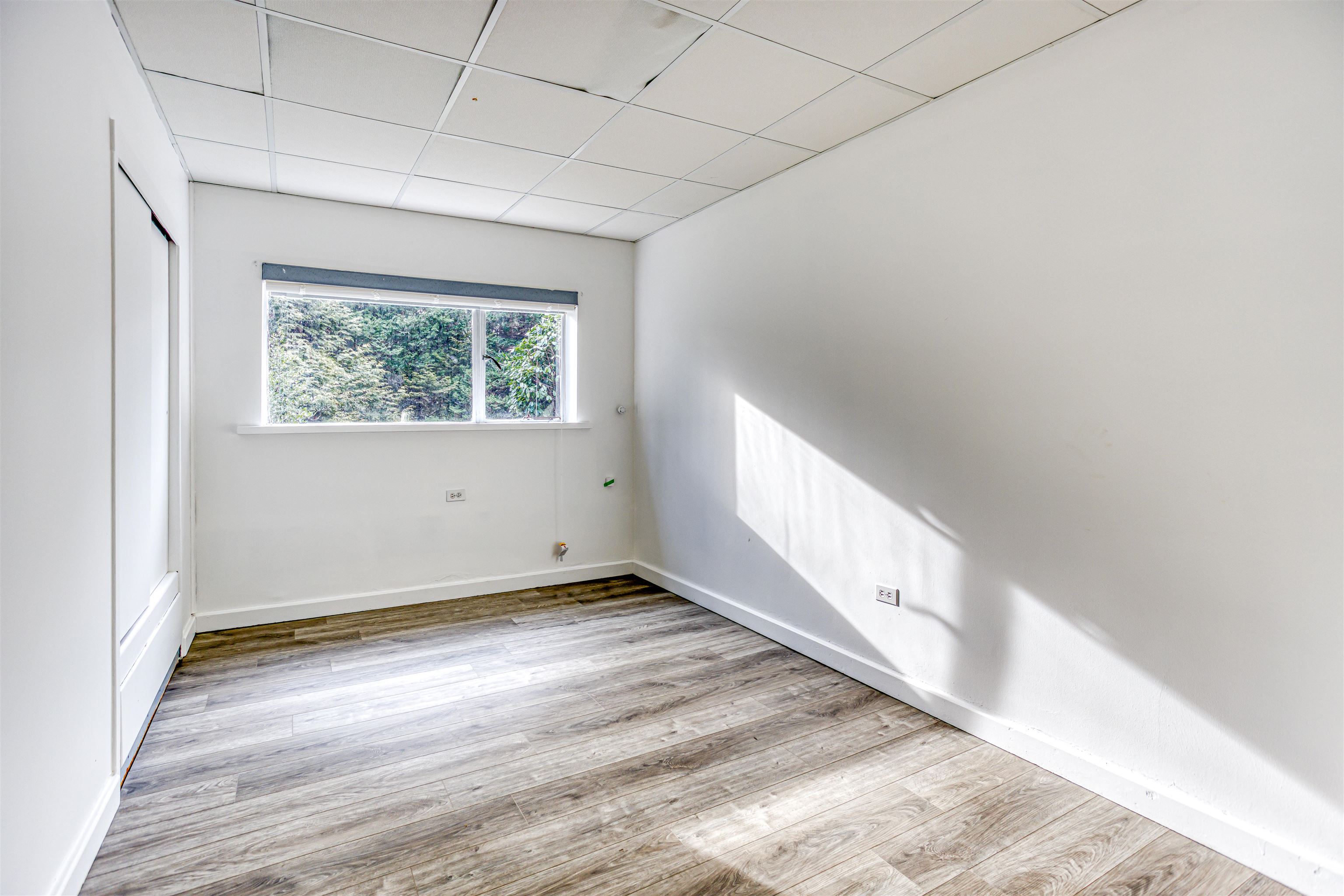 Listing image of 1025 RIDGEWOOD DRIVE