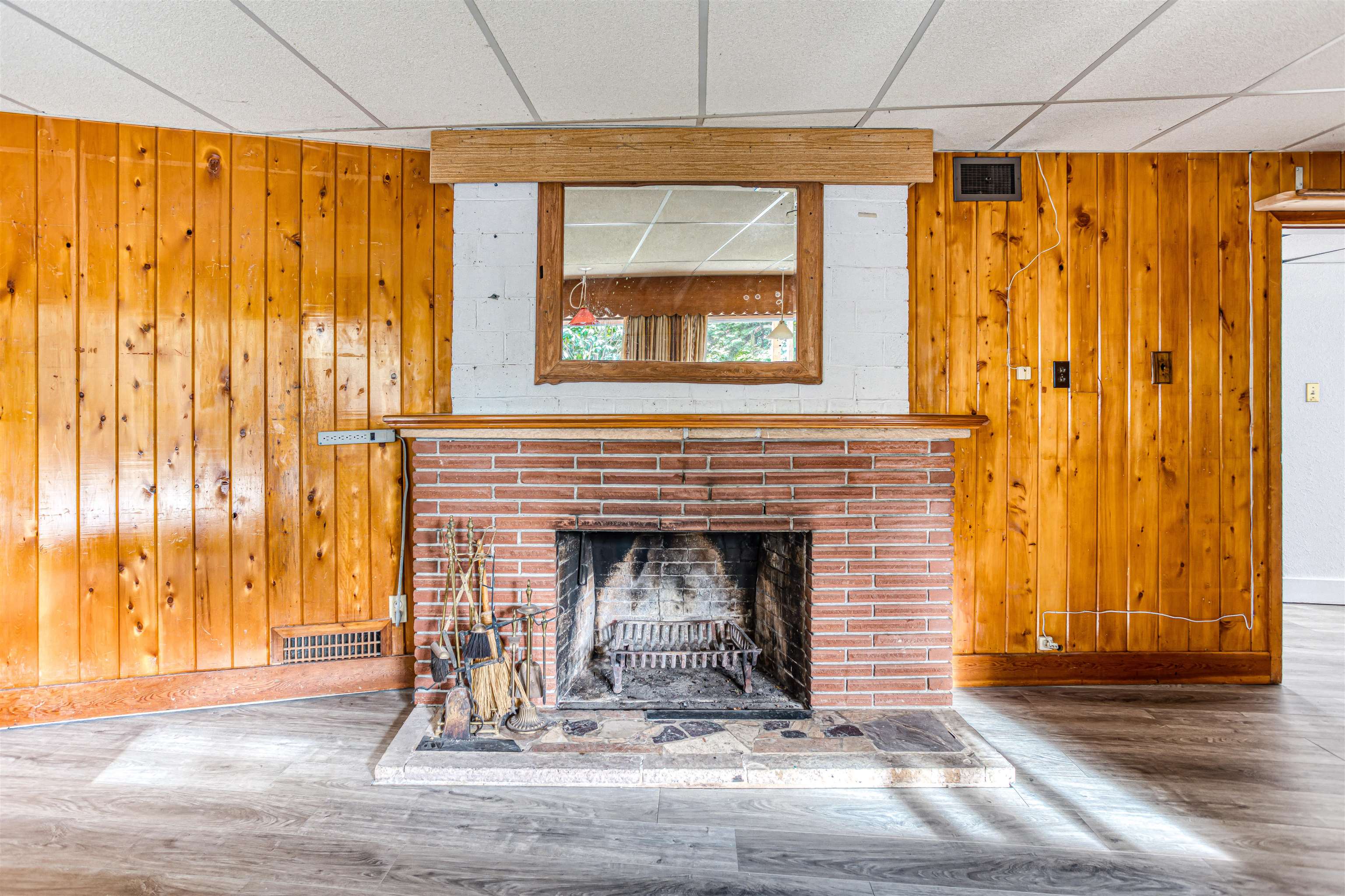 Listing image of 1025 RIDGEWOOD DRIVE