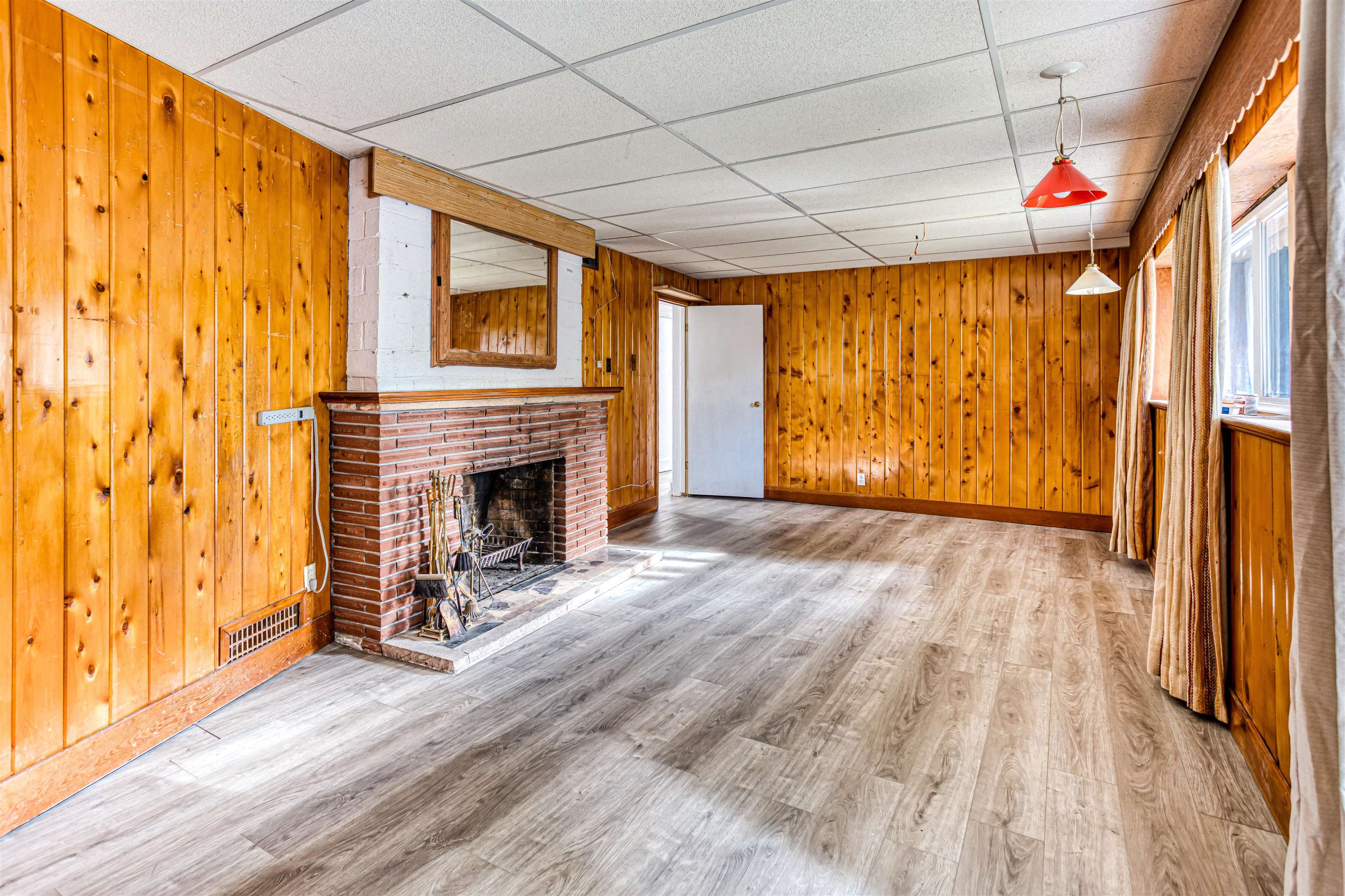 Listing image of 1025 RIDGEWOOD DRIVE
