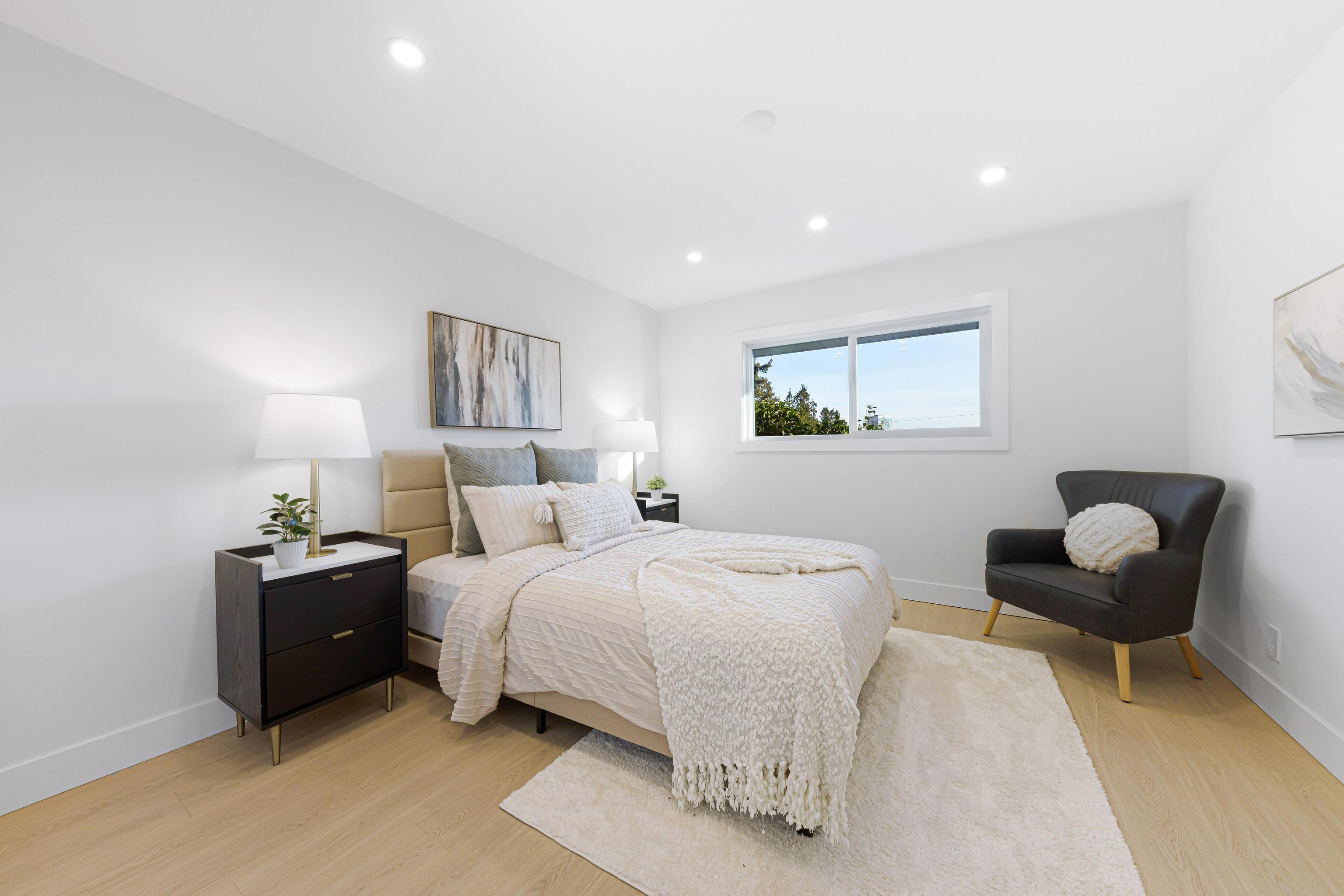 Listing image of 1225 CLOVERLEY STREET