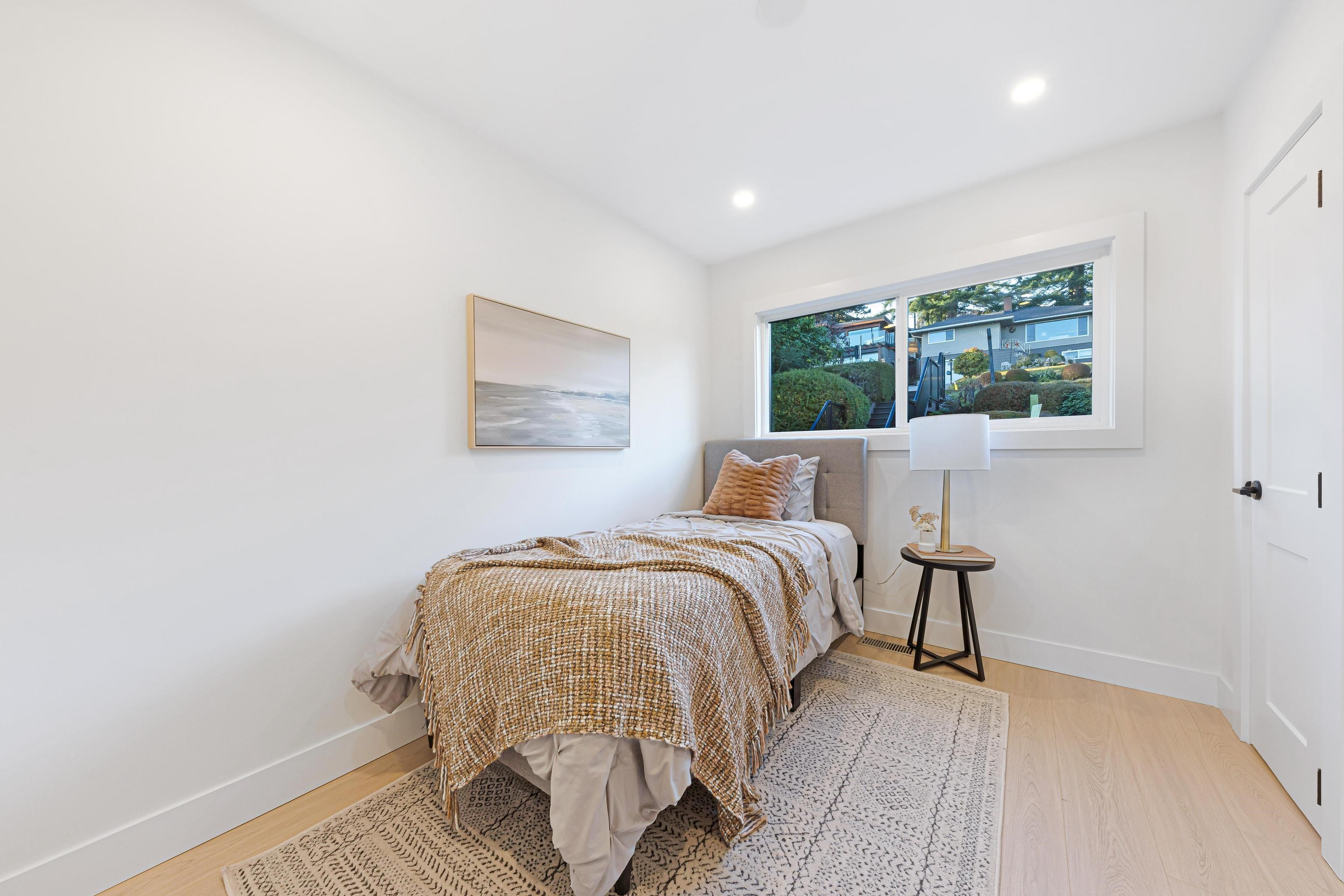 Listing image of 1225 CLOVERLEY STREET