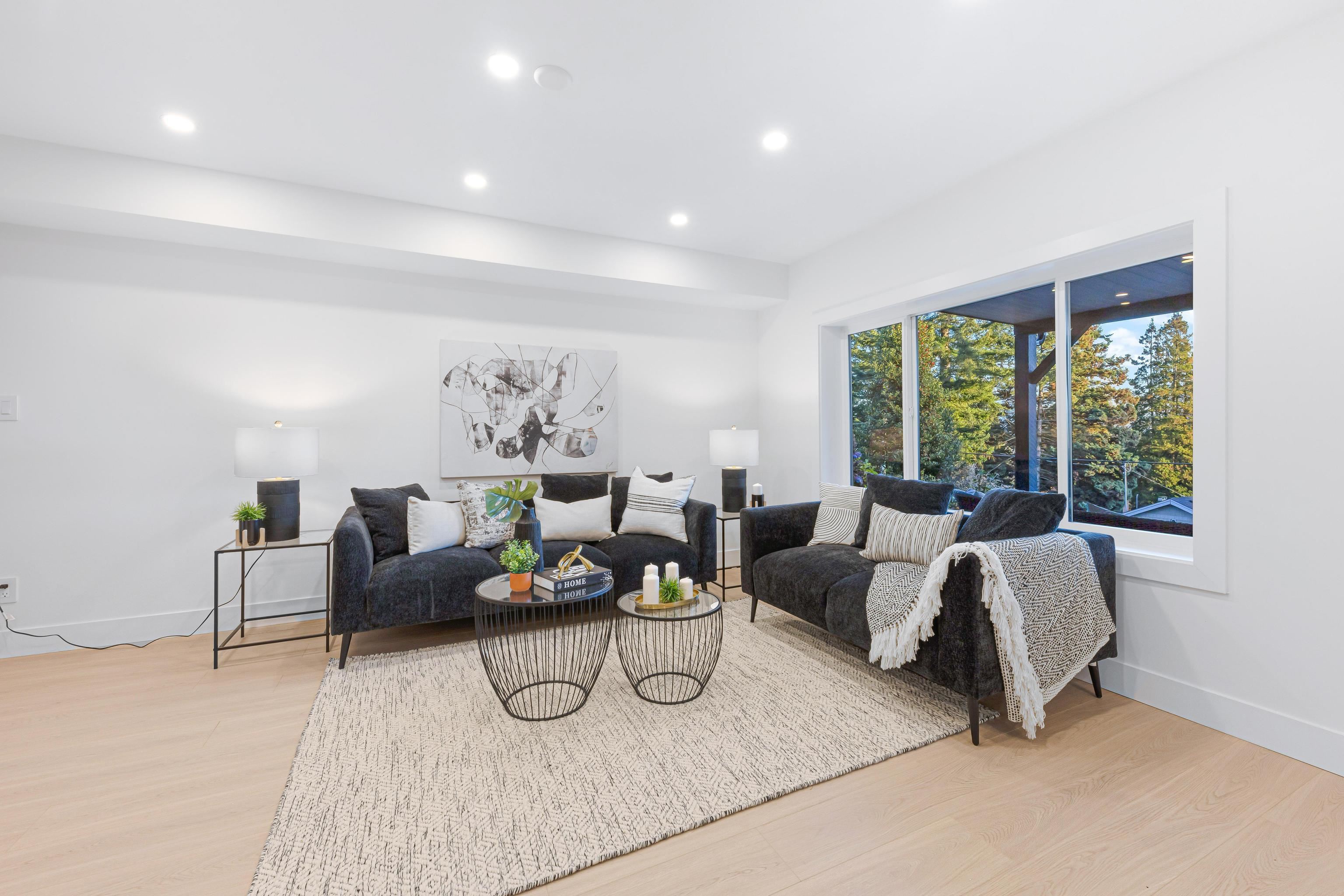 Listing image of 1225 CLOVERLEY STREET