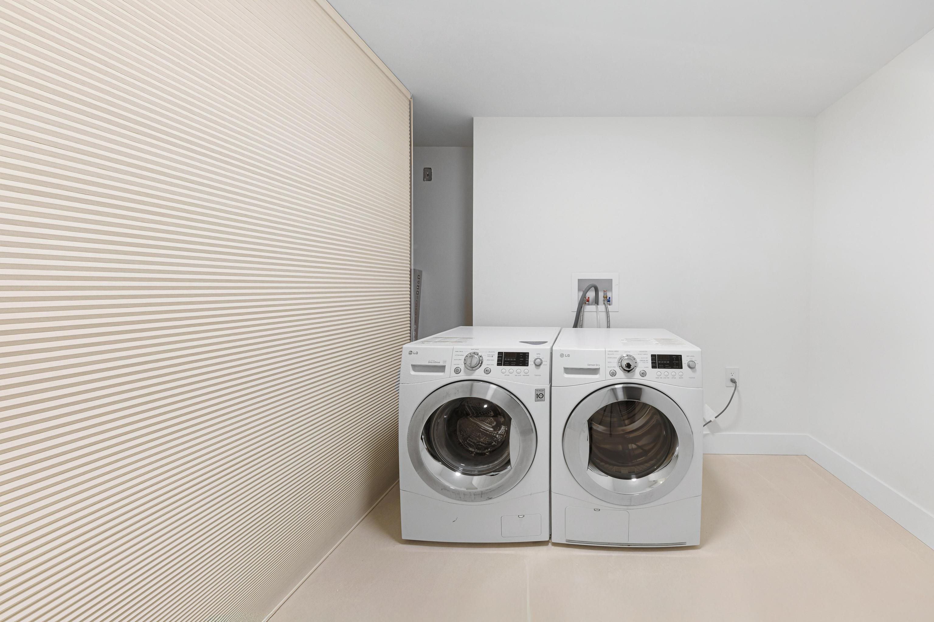 Listing image of 1225 CLOVERLEY STREET