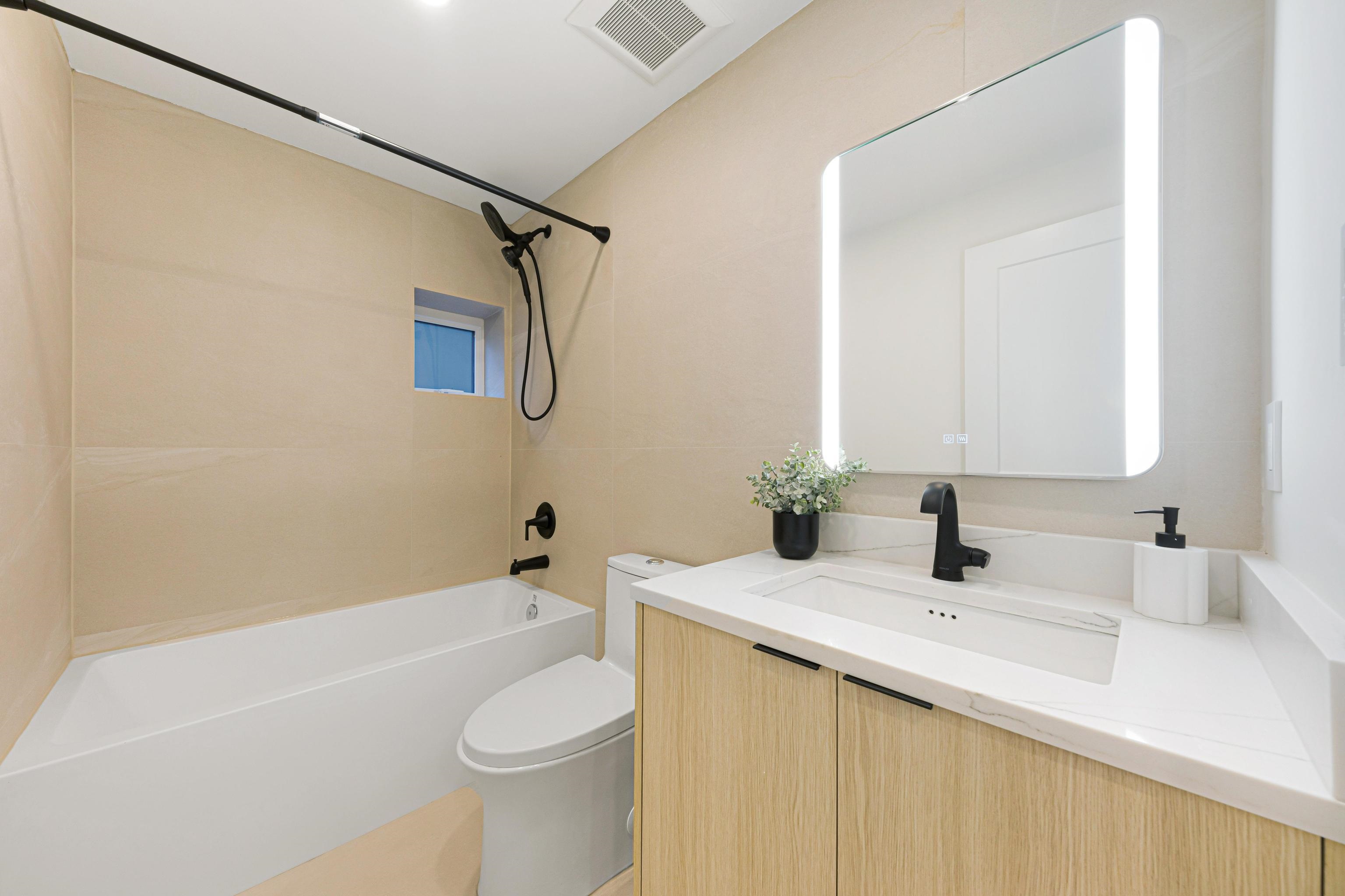 Listing image of 1225 CLOVERLEY STREET