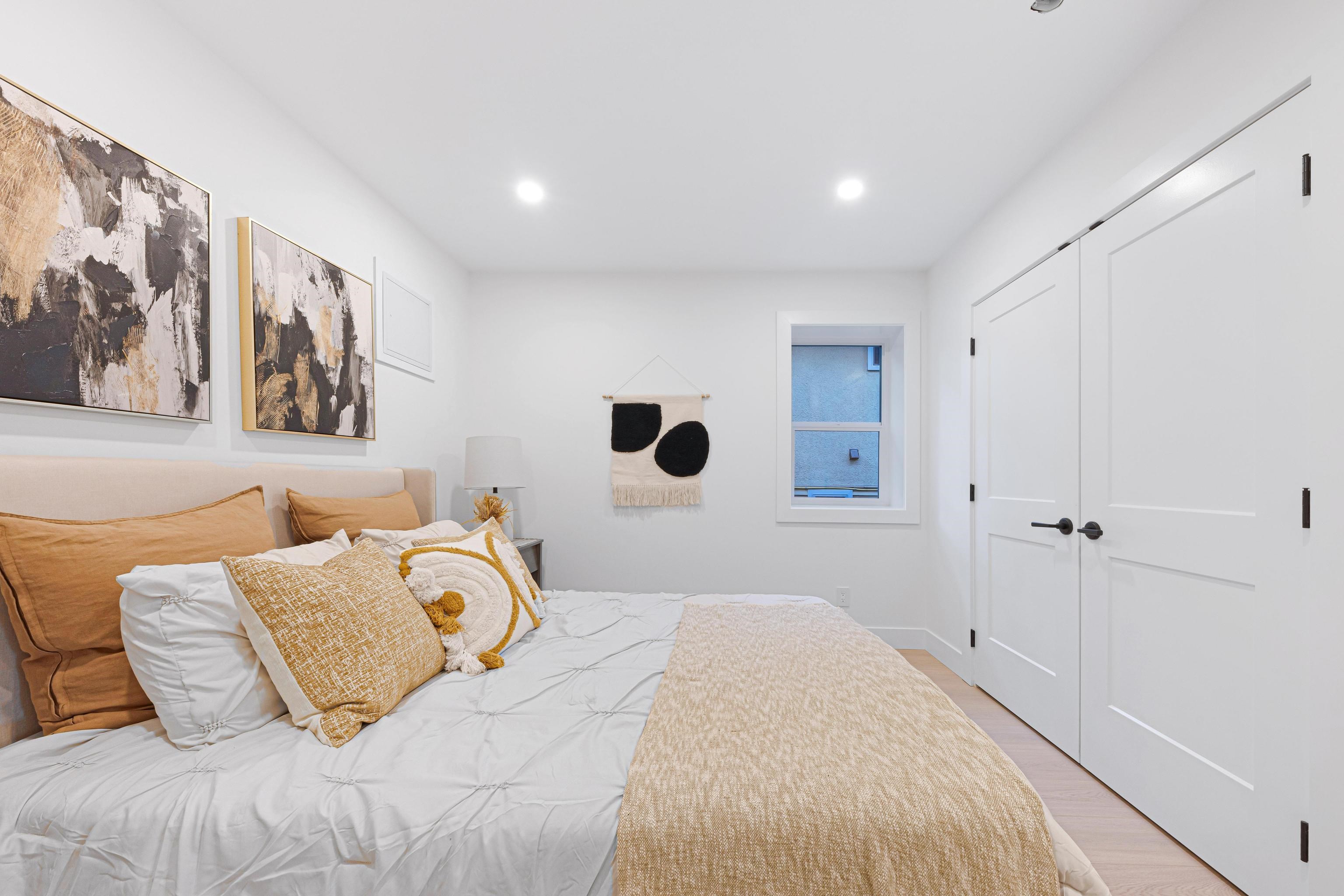 Listing image of 1225 CLOVERLEY STREET