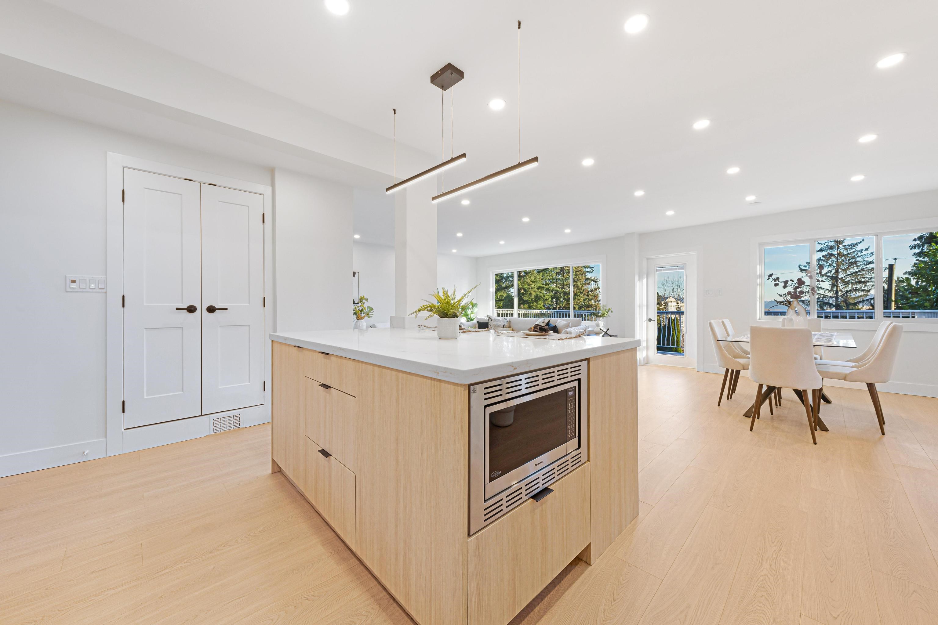 Listing image of 1225 CLOVERLEY STREET