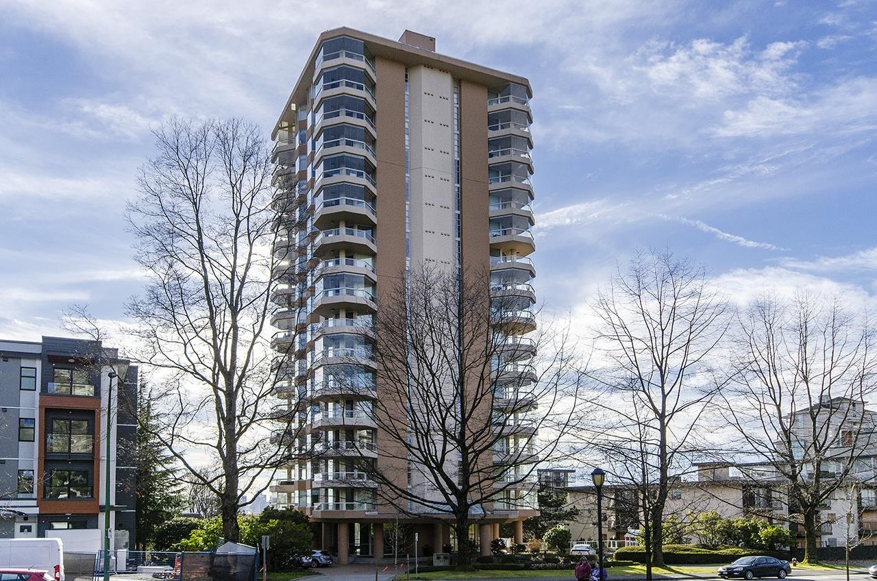Listing image of 201 123 E KEITH ROAD