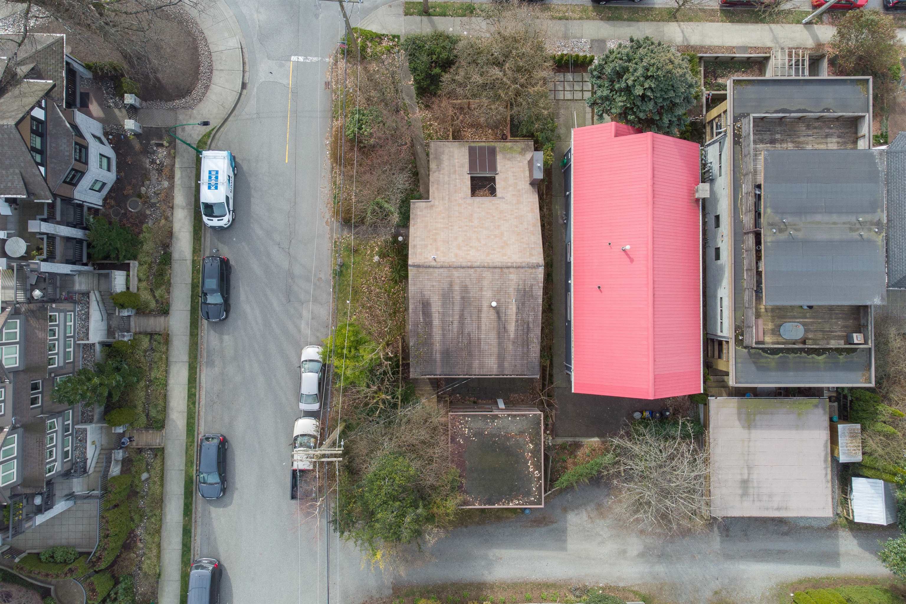 Listing image of 2305 WESTERN AVENUE