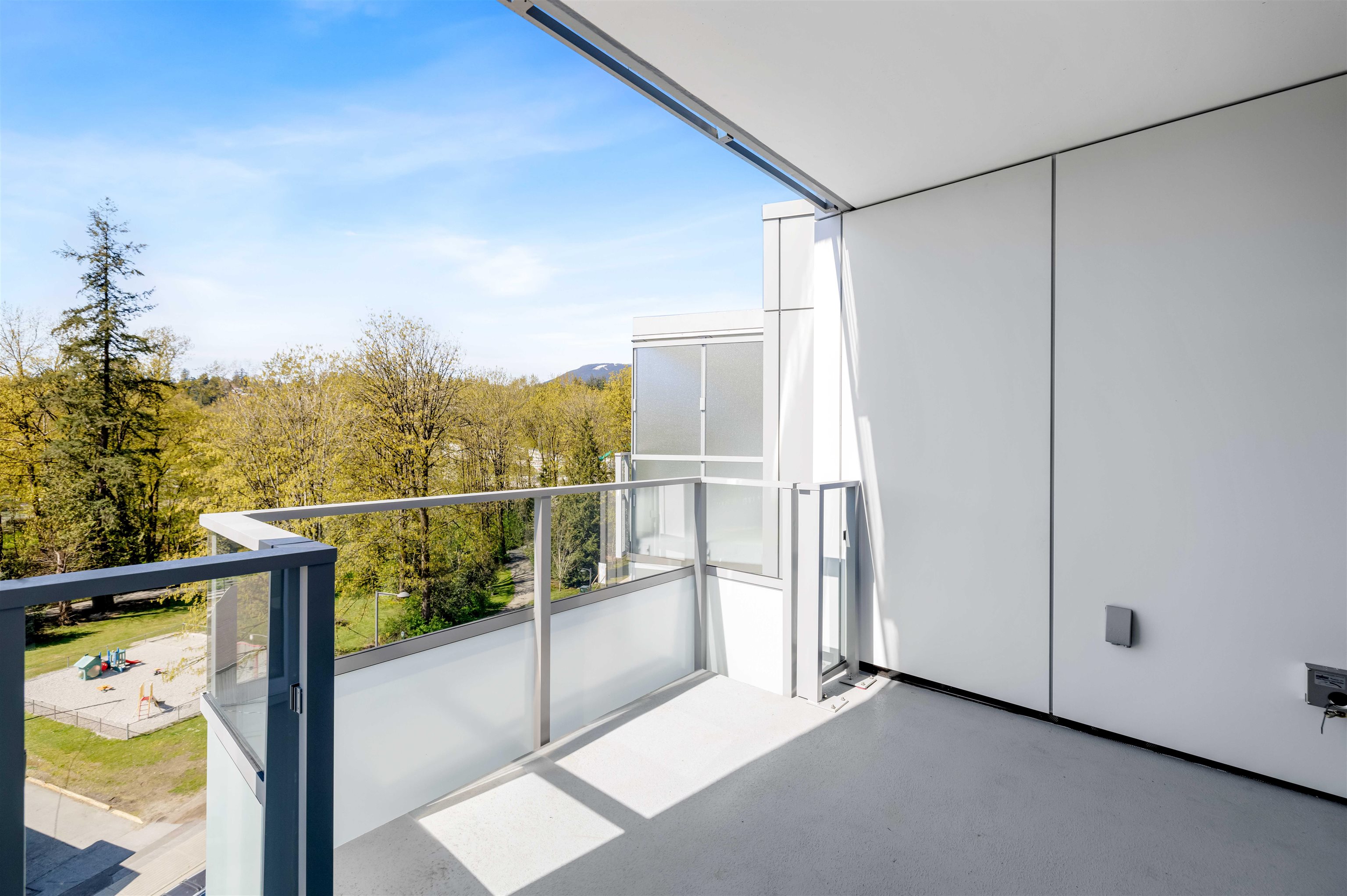 Listing image of 618 1500 FERN STREET