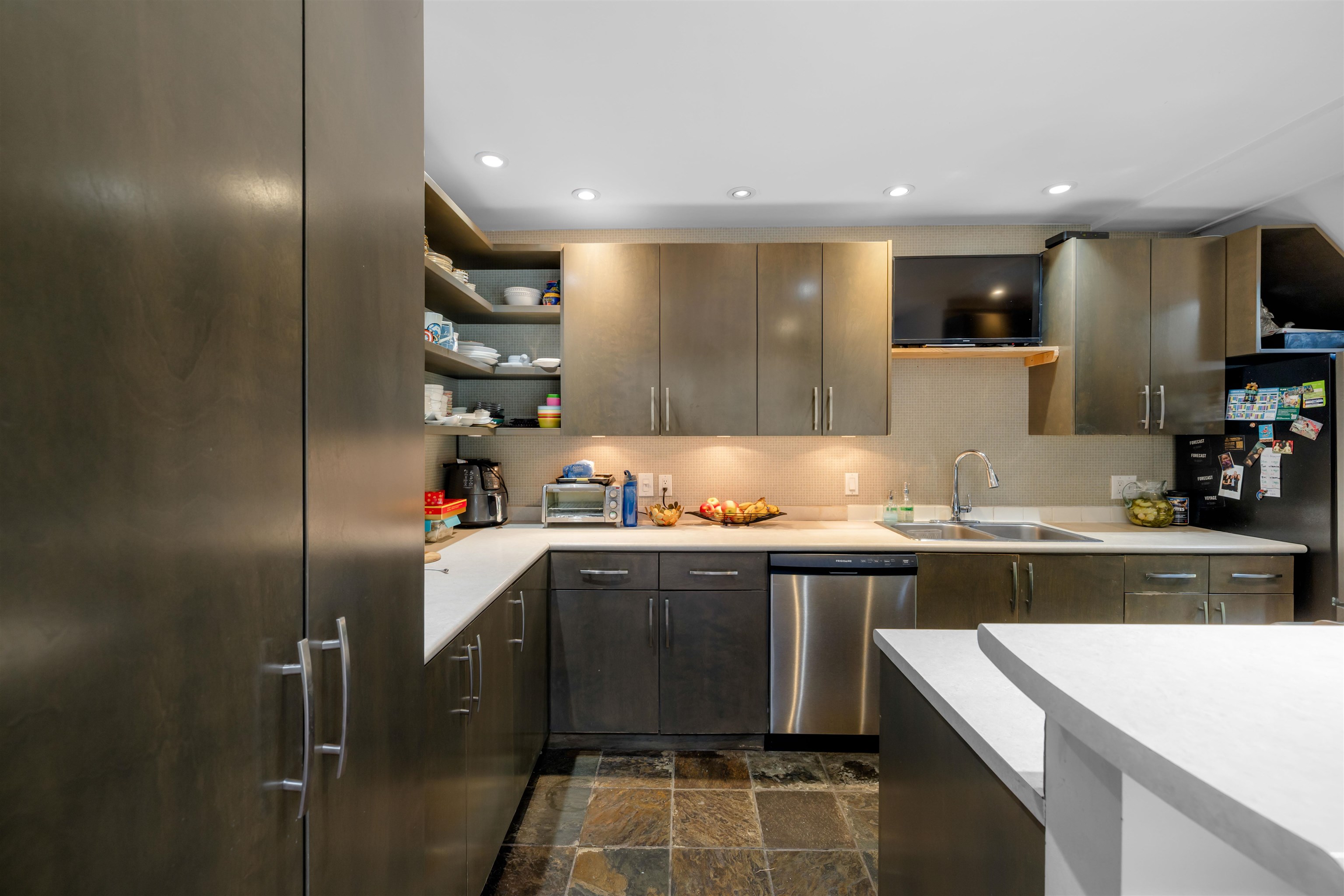 Listing image of 4524 PRIME STREET