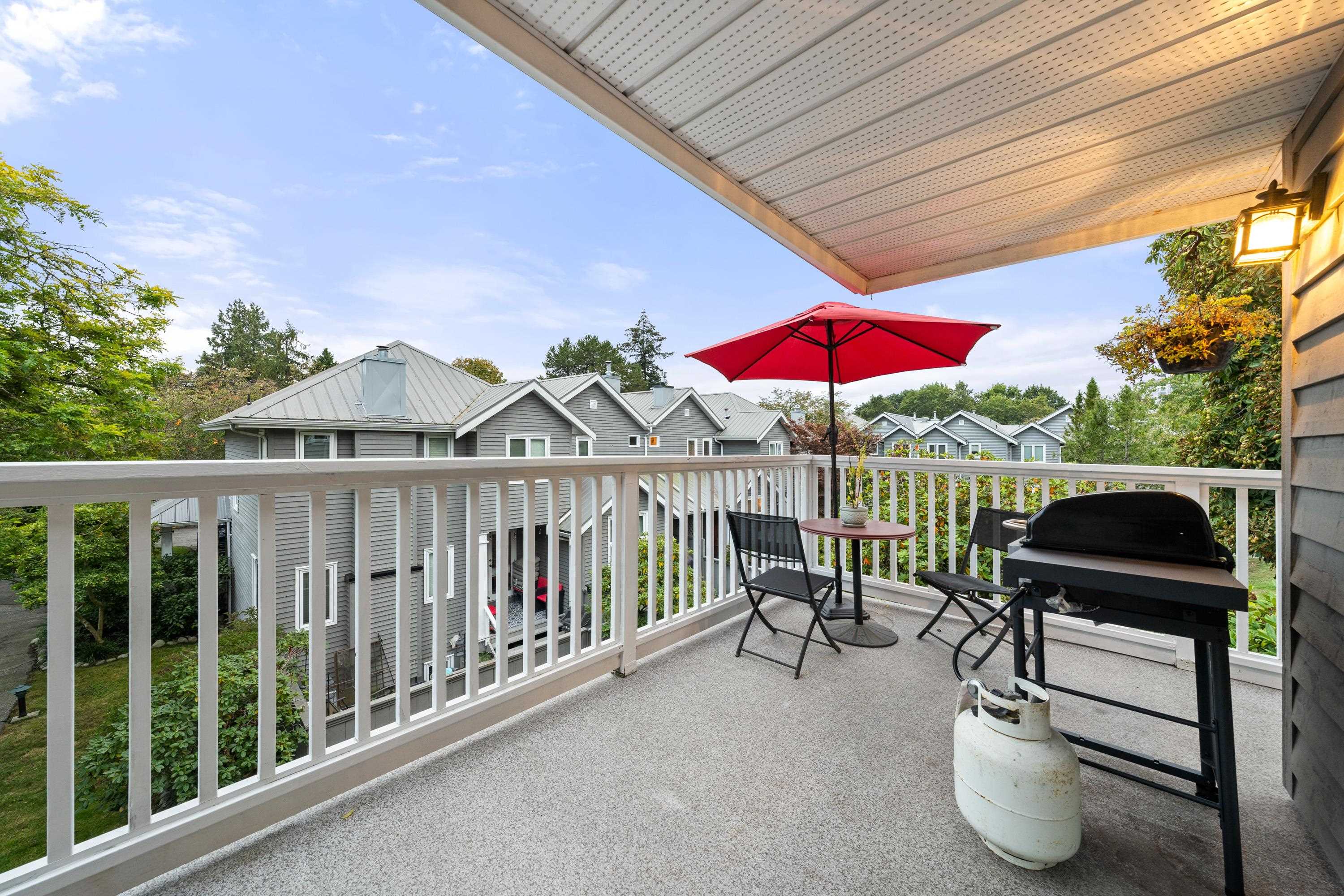 Listing image of 203 1538 BOWSER AVENUE