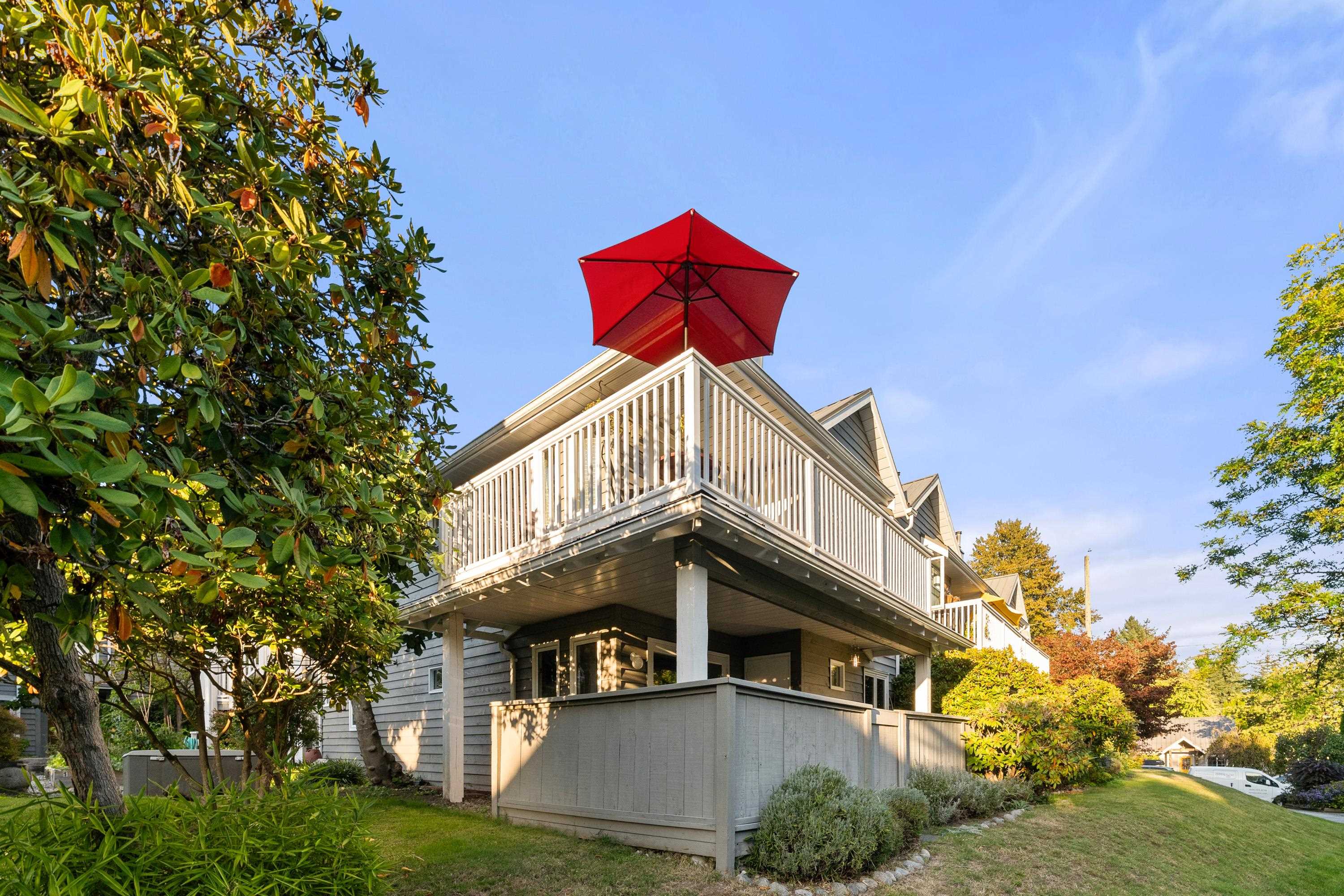 Listing image of 203 1538 BOWSER AVENUE