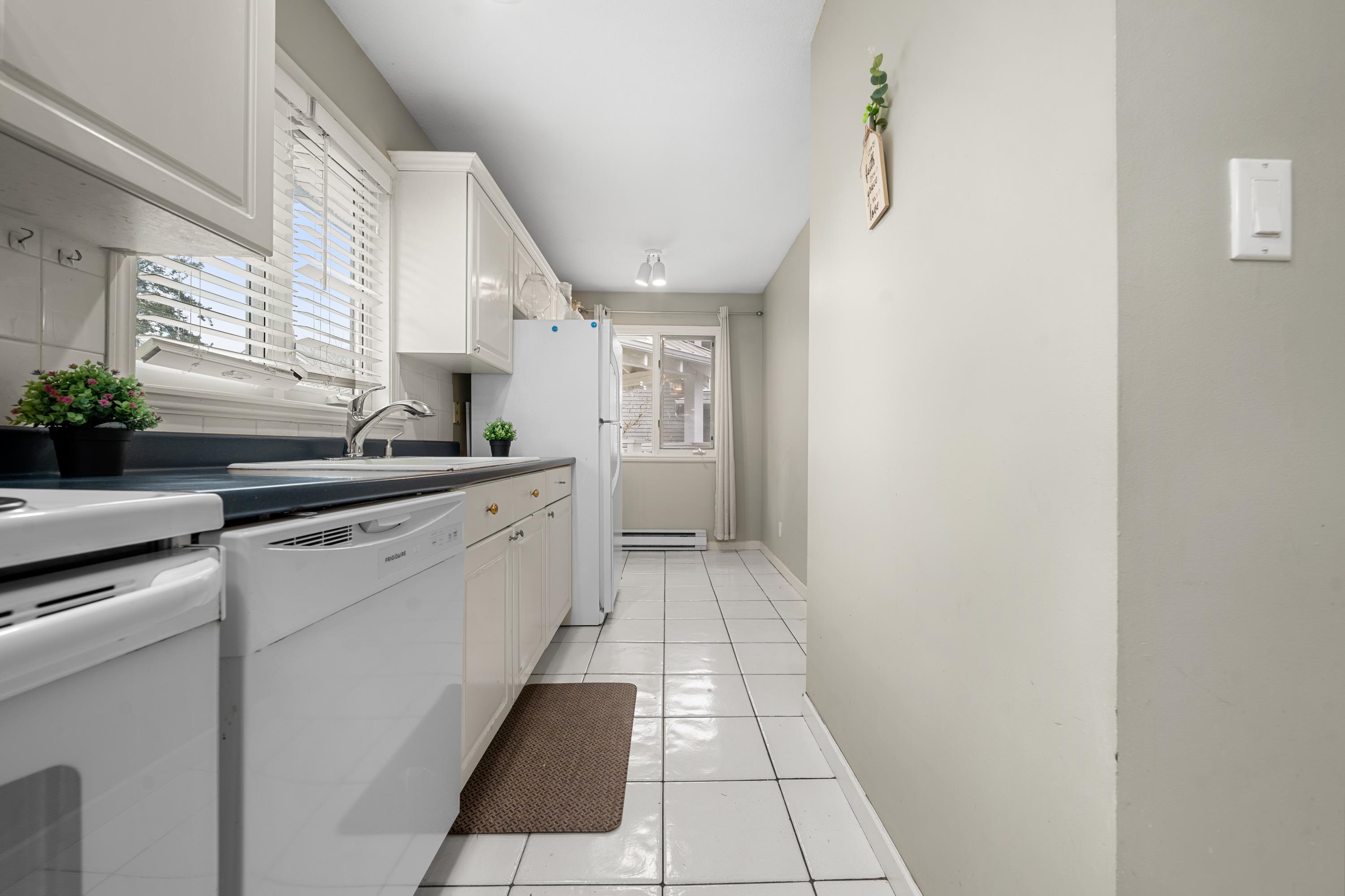 Listing image of 203 1538 BOWSER AVENUE