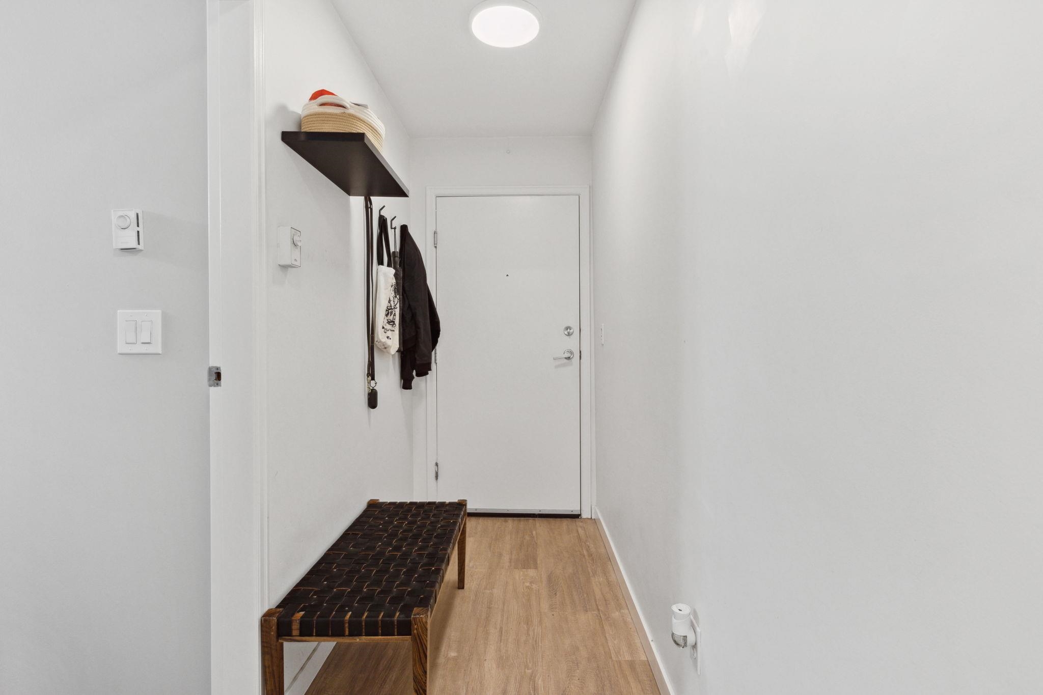 Listing image of 300 137 E 1ST STREET