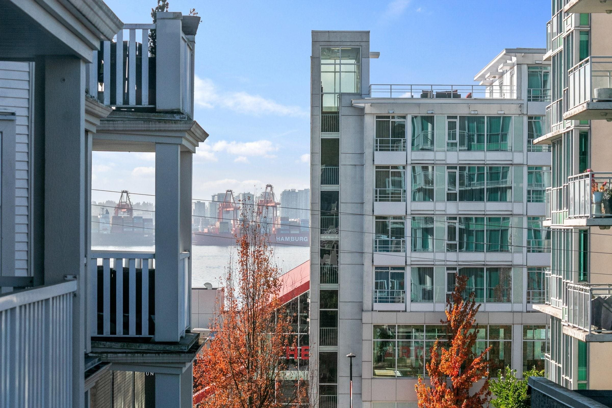 Listing image of 300 137 E 1ST STREET