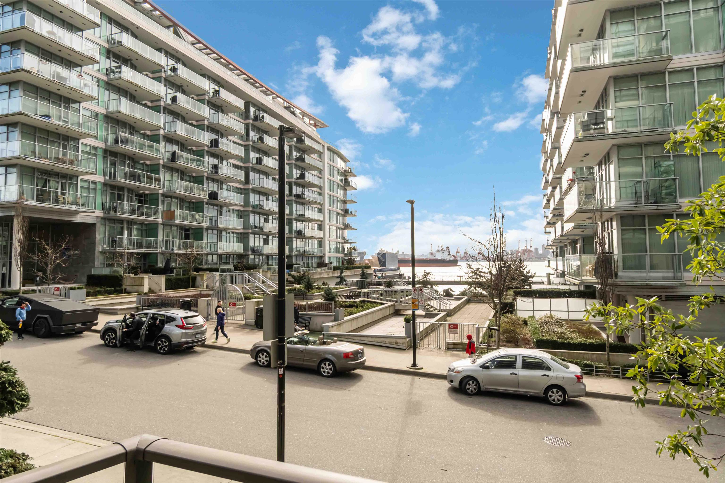 Listing image of 201 162 VICTORY SHIP WAY