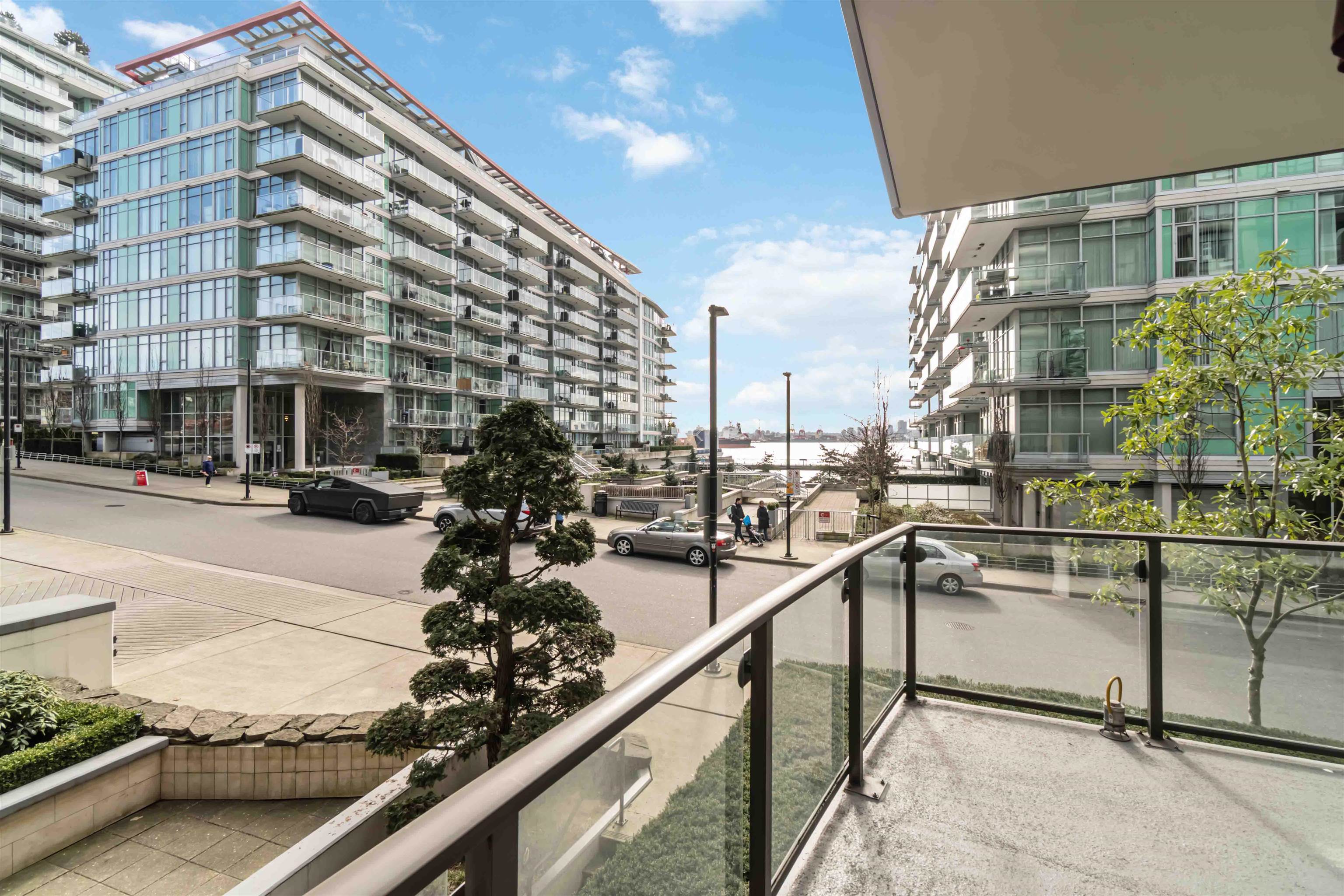 Listing image of 201 162 VICTORY SHIP WAY