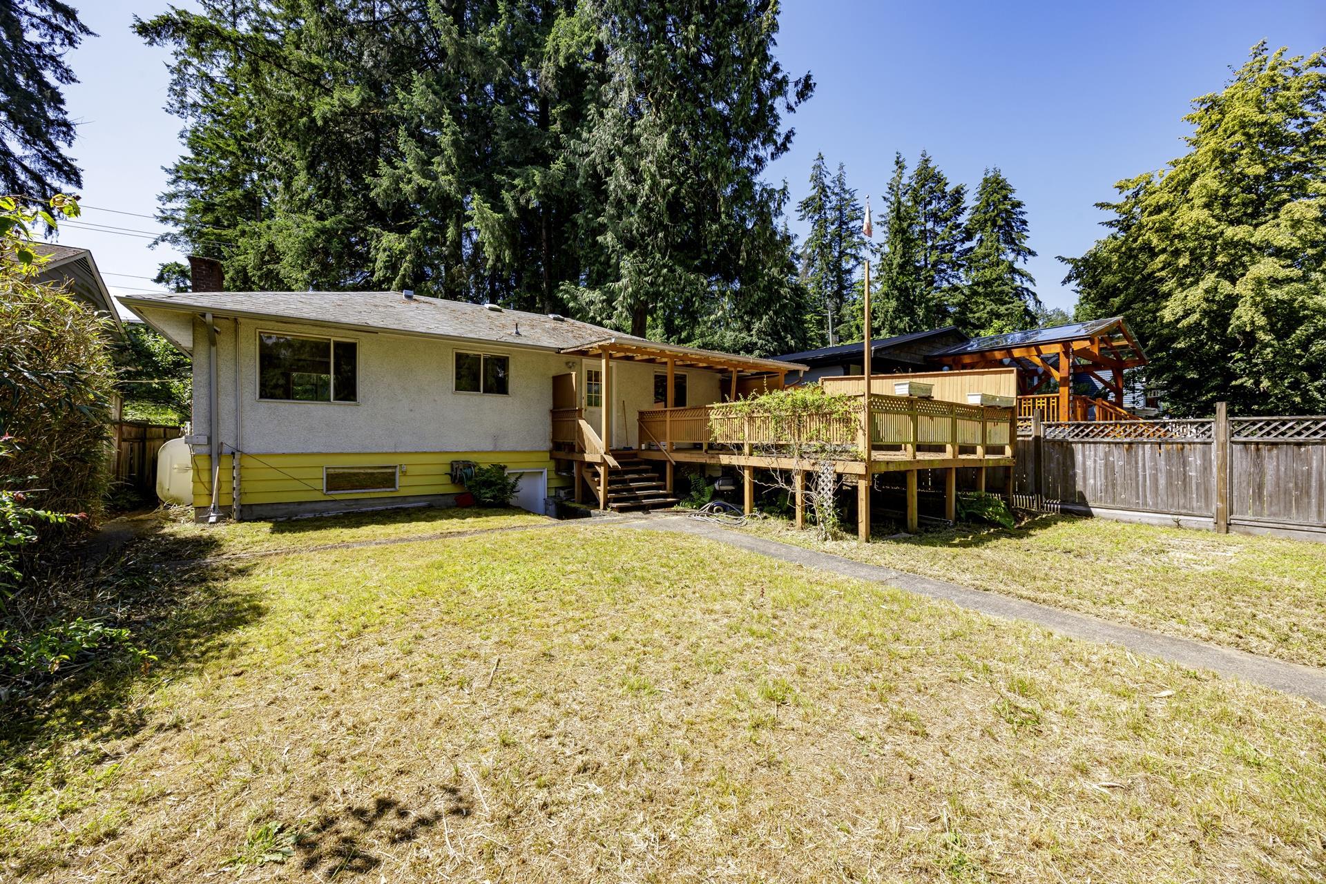 Listing image of 1140 W 21ST STREET