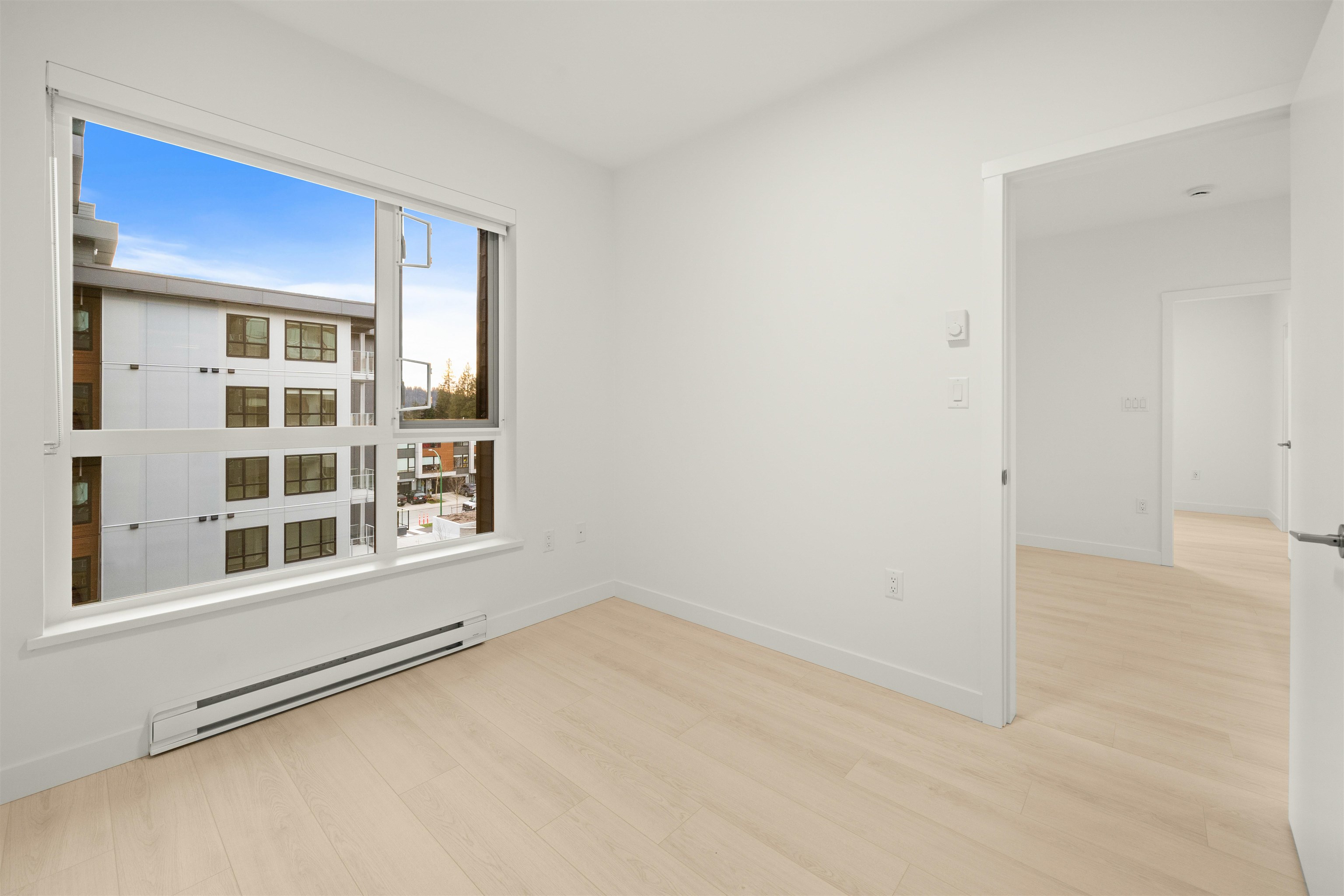 Listing image of 405 3596 MALSUM DR DRIVE