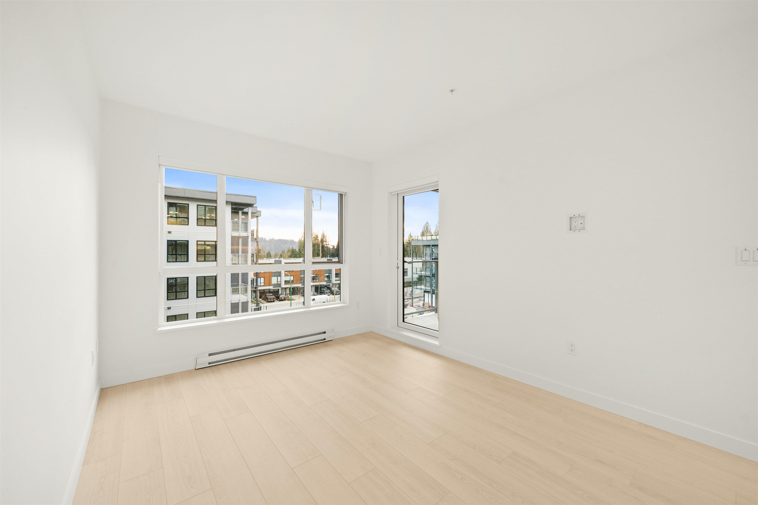 Listing image of 405 3596 MALSUM DR DRIVE