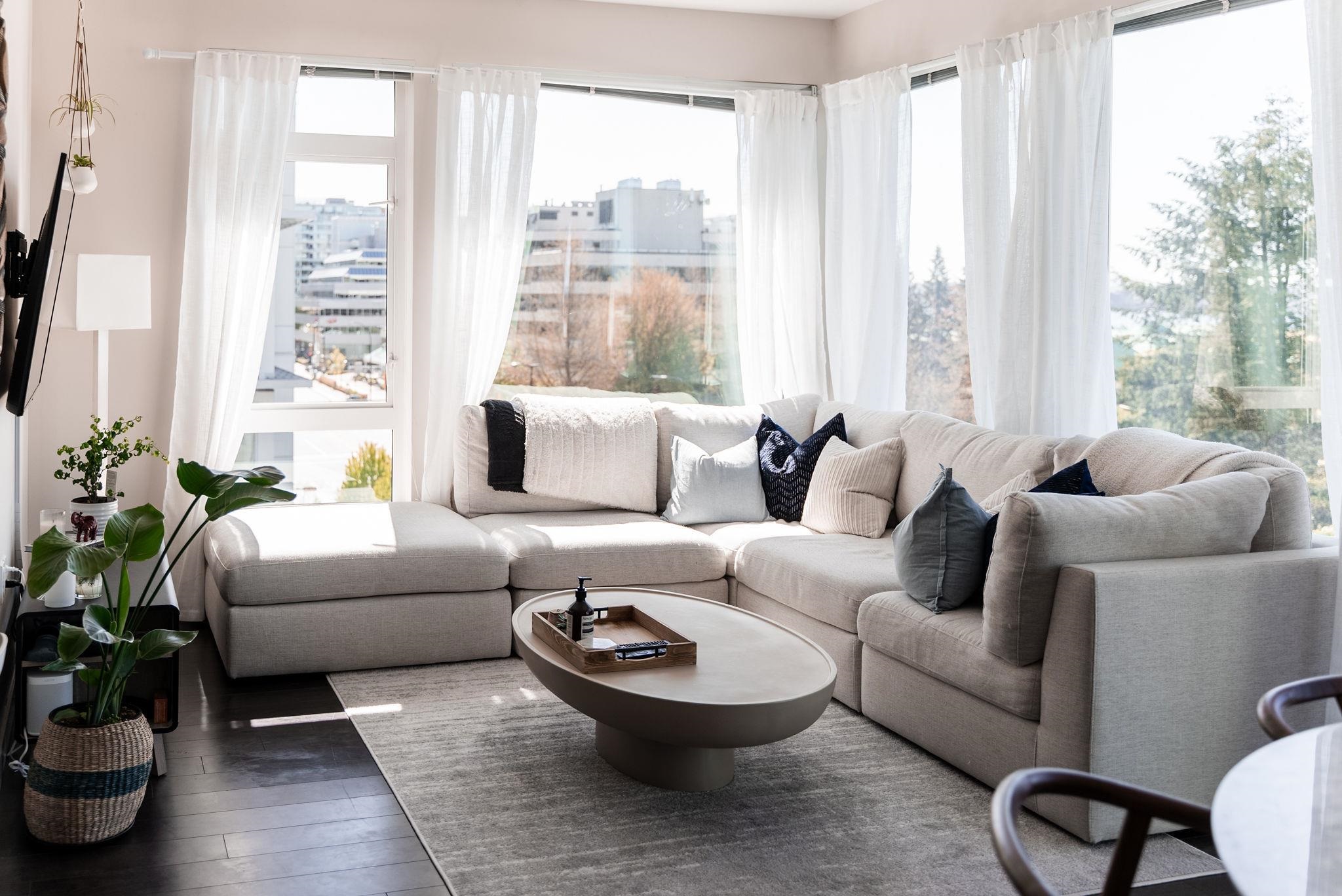 Listing image of 306 277 W 1ST STREET