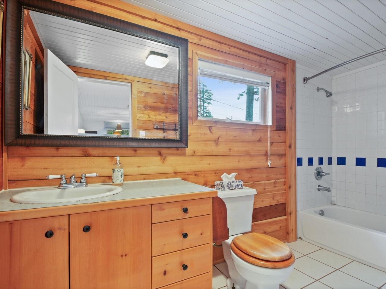 Listing image of 1482 EAGLE CLIFF ROAD