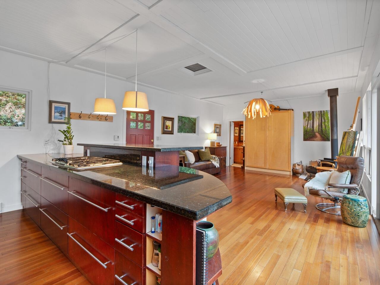 Listing image of 1482 EAGLE CLIFF ROAD