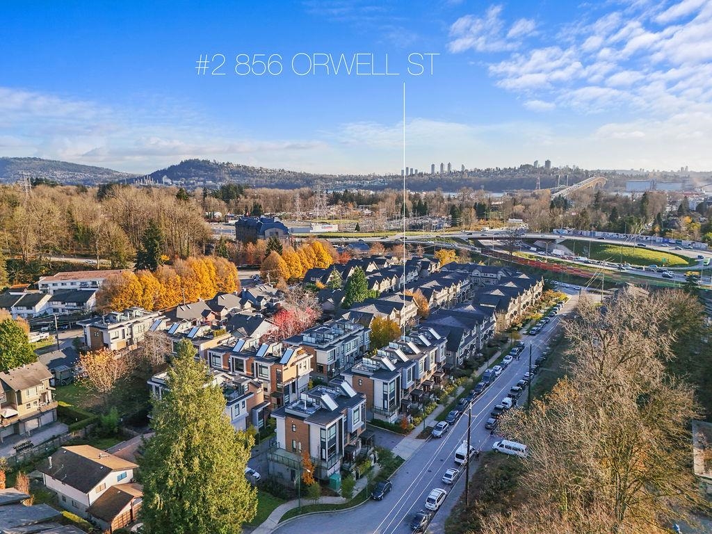 Listing image of 2 856 ORWELL STREET