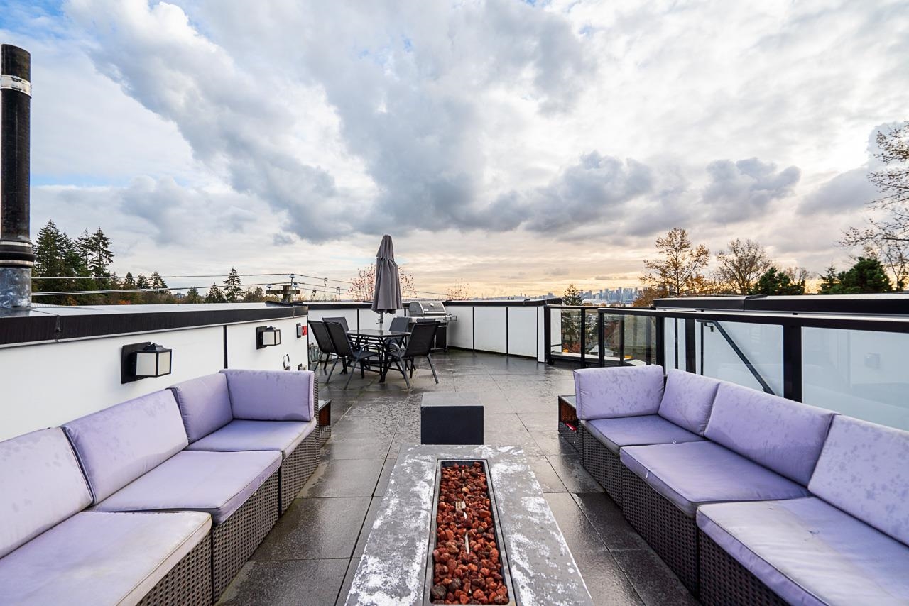 Listing image of 1710 LARSON ROAD