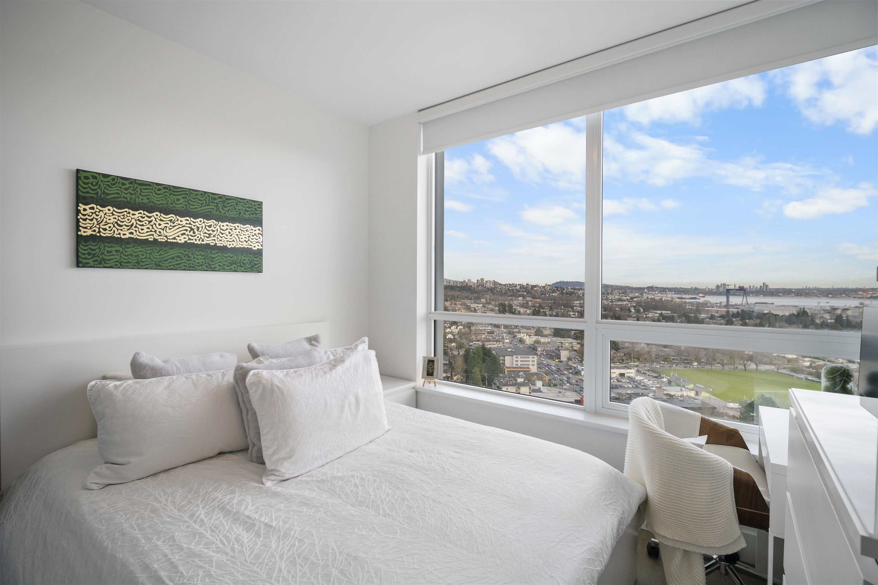 Listing image of 2102 1632 LIONS GATE LANE