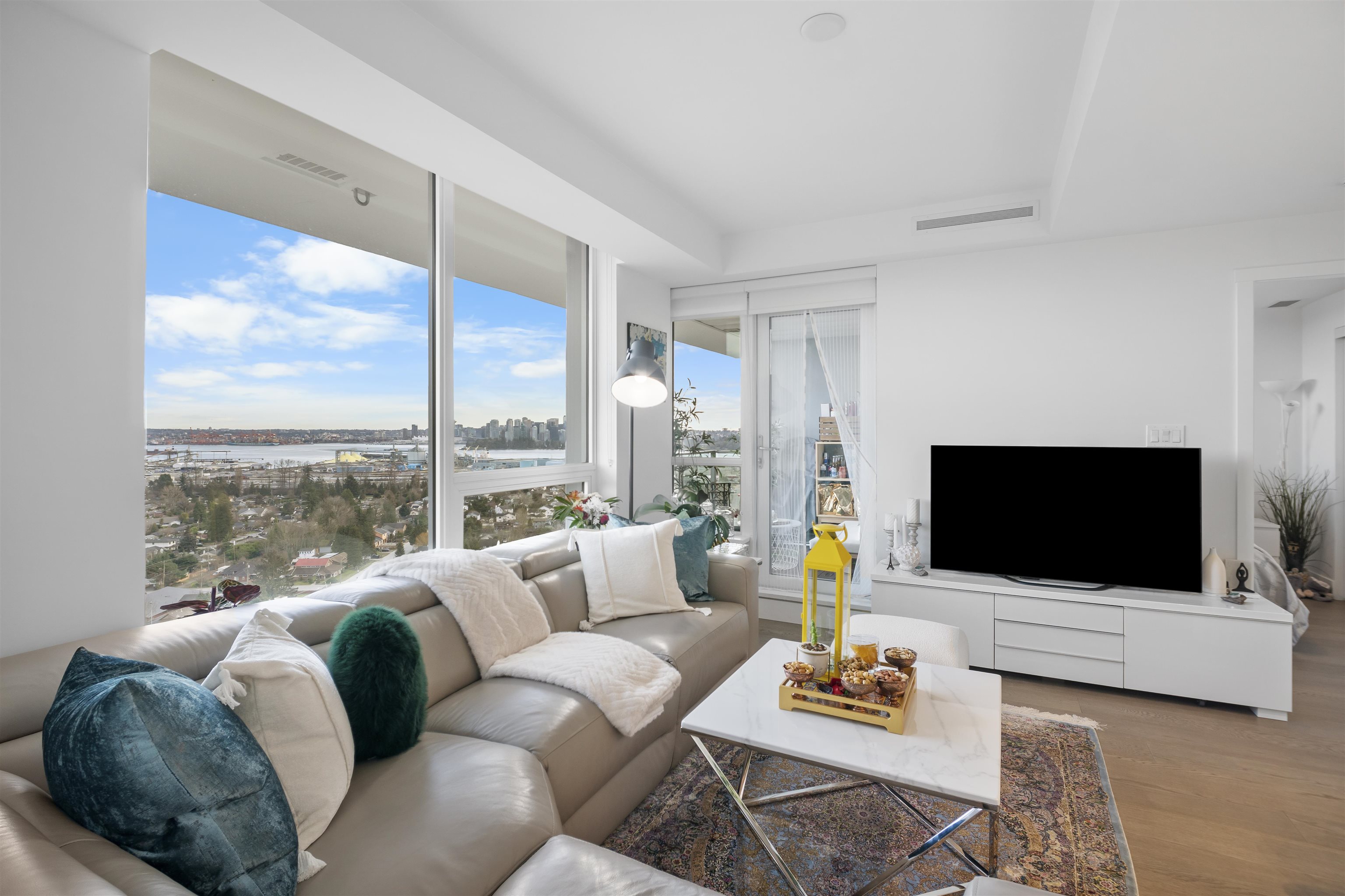 Listing image of 2102 1632 LIONS GATE LANE