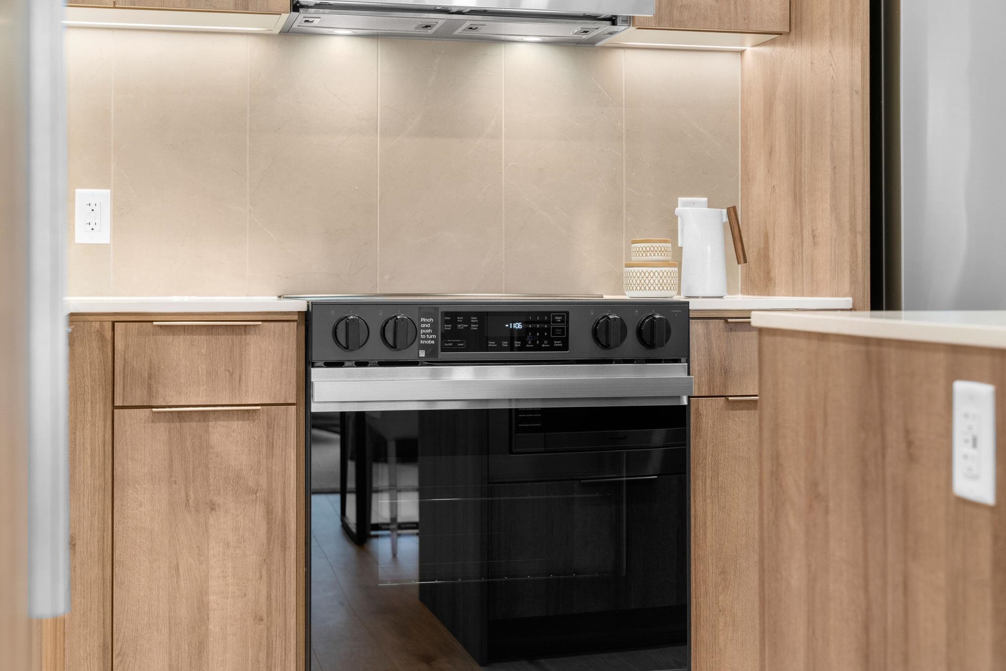 Listing image of 402 3596 MALSUM DRIVE