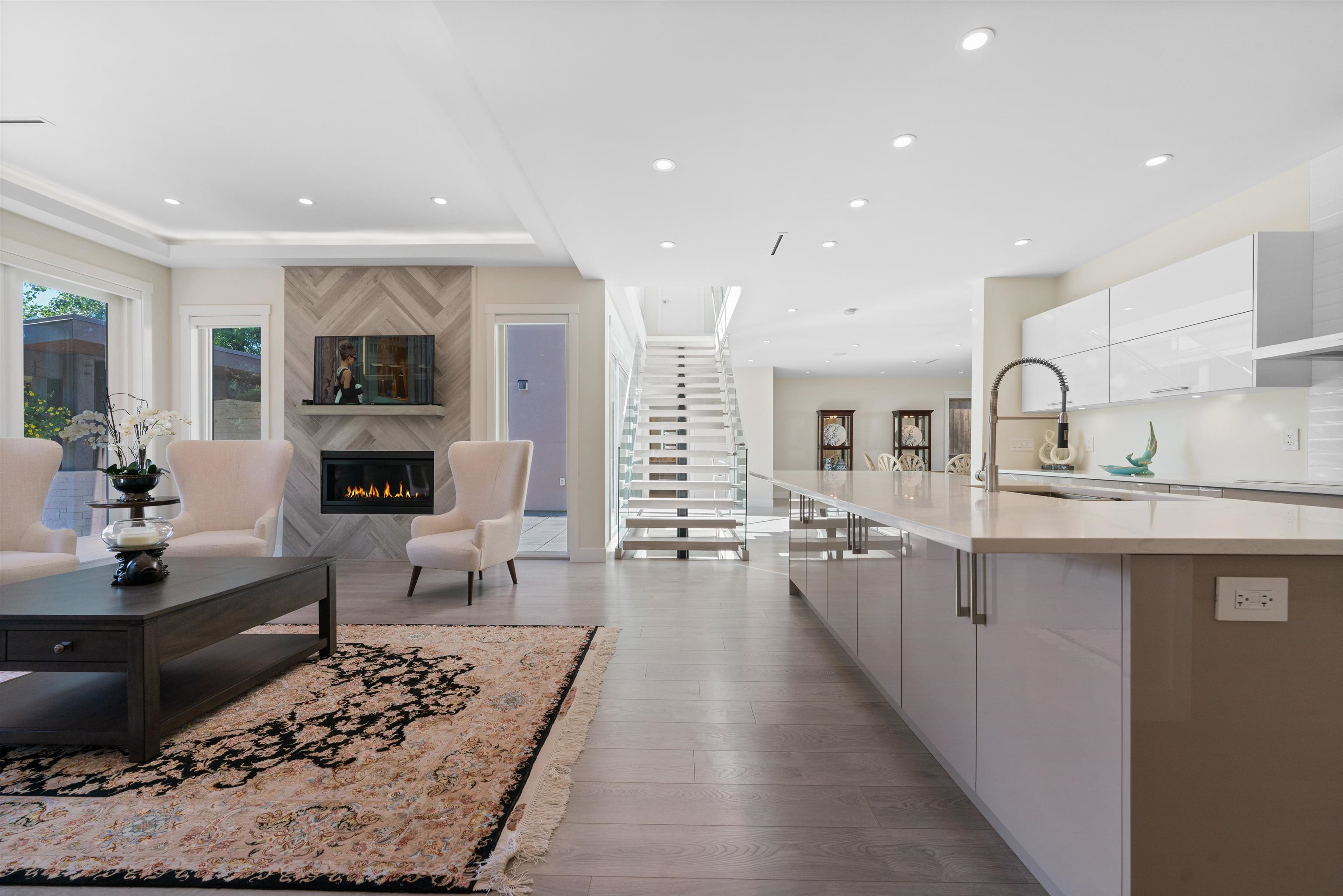 Listing image of 5199 CLIFFRIDGE AVENUE