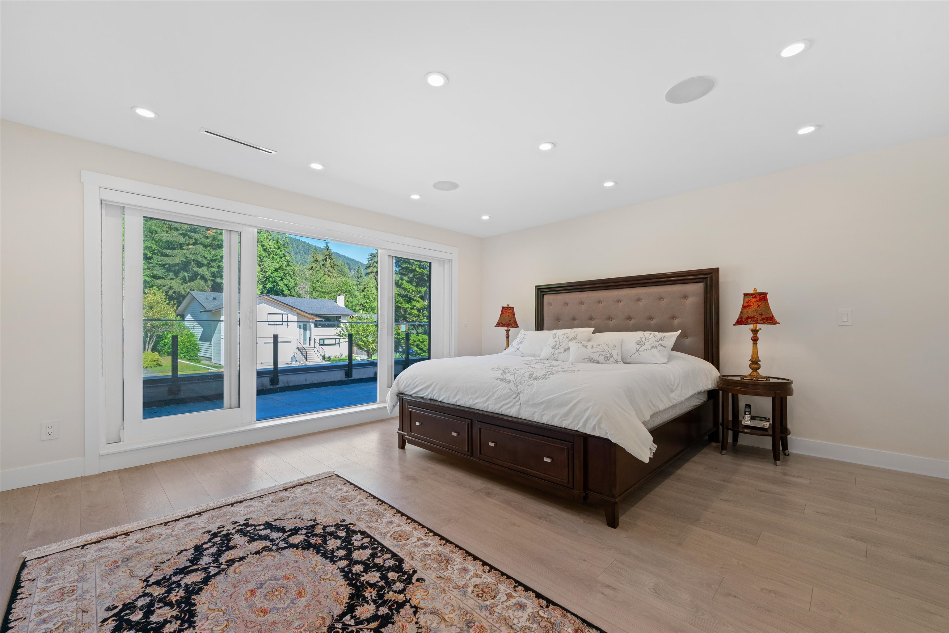 Listing image of 5199 CLIFFRIDGE AVENUE