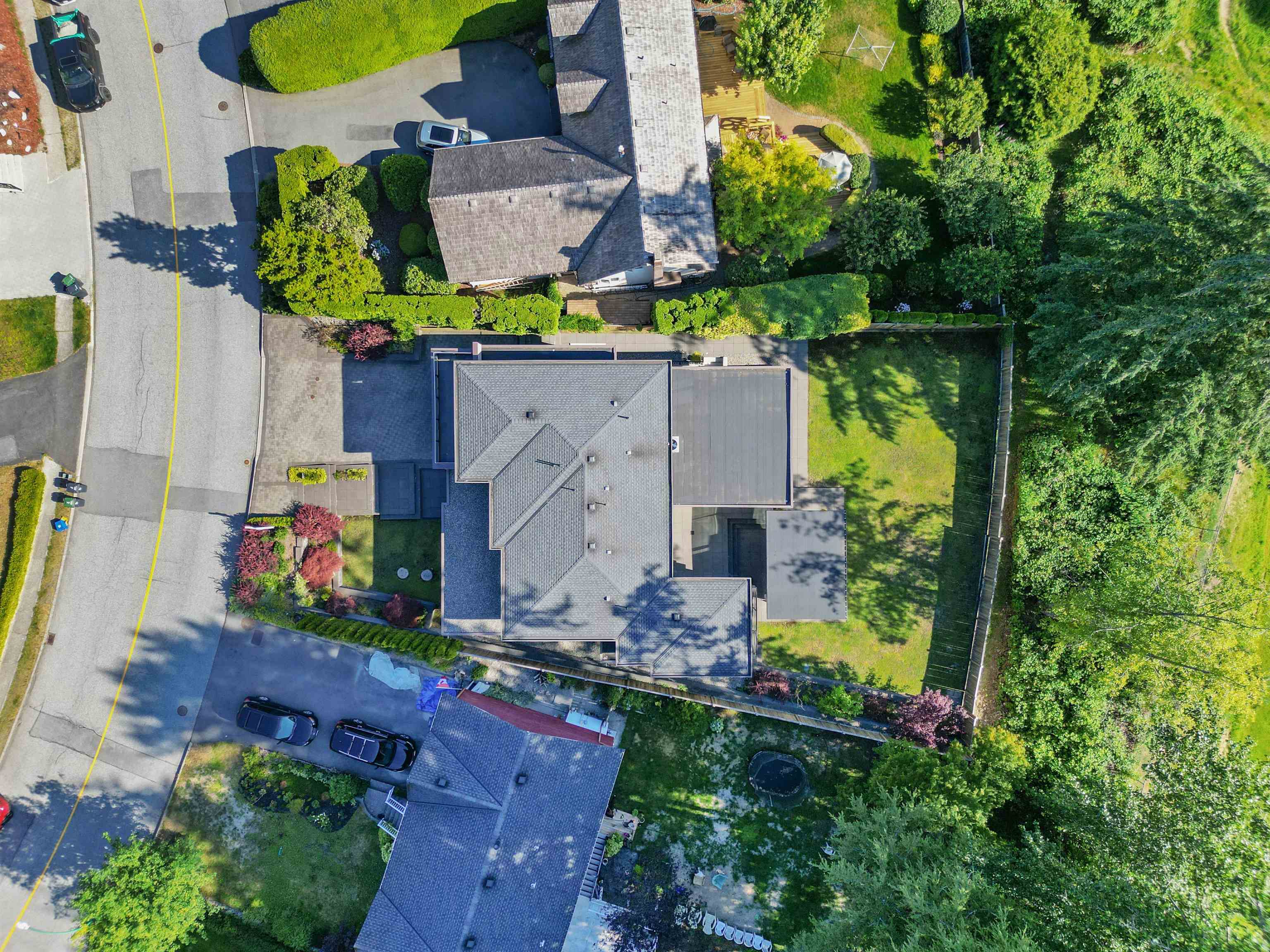 Listing image of 5199 CLIFFRIDGE AVENUE