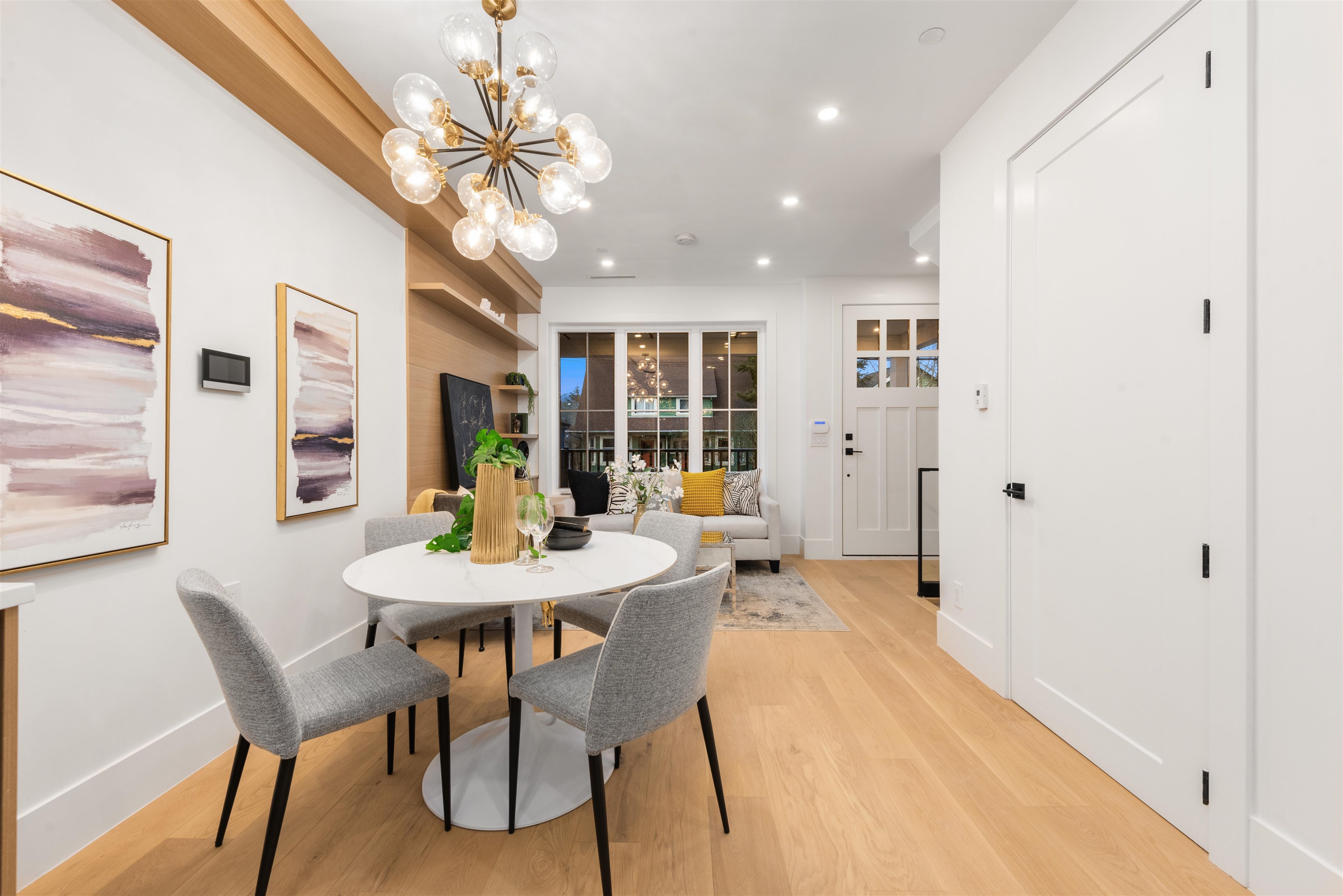 Listing image of 2052 FERNDALE STREET