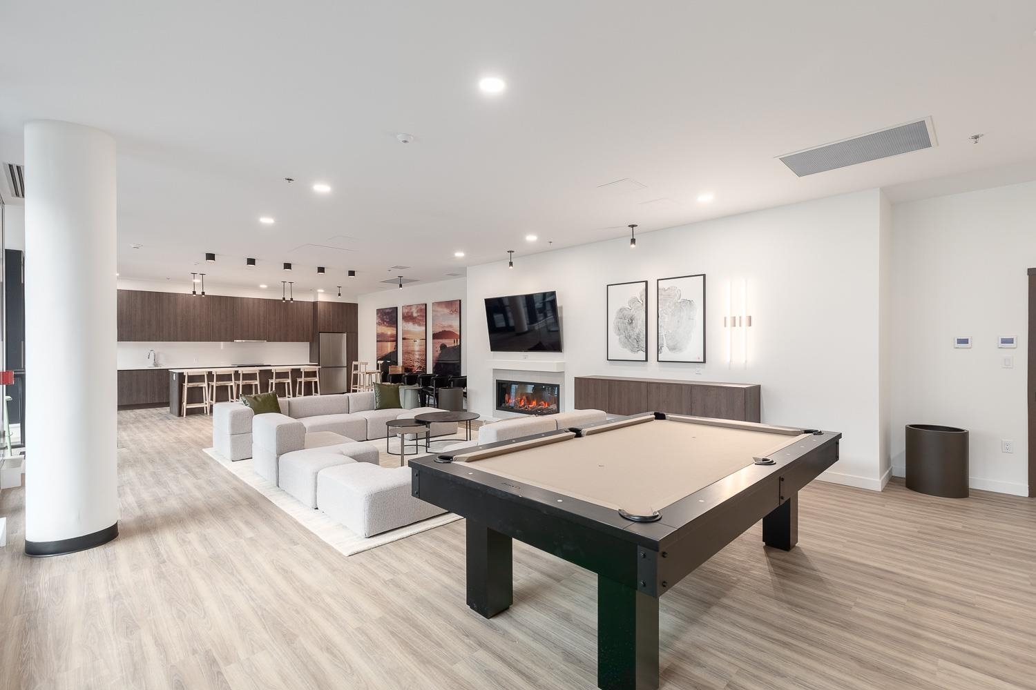 Listing image of 612 3596 MALSUM DRIVE