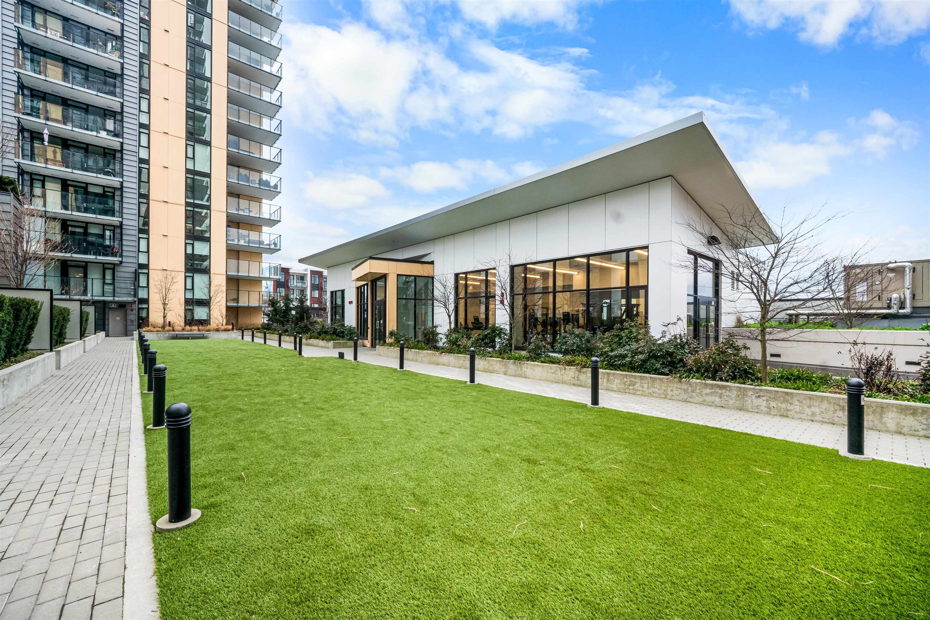Listing image of 602 1401 HUNTER STREET