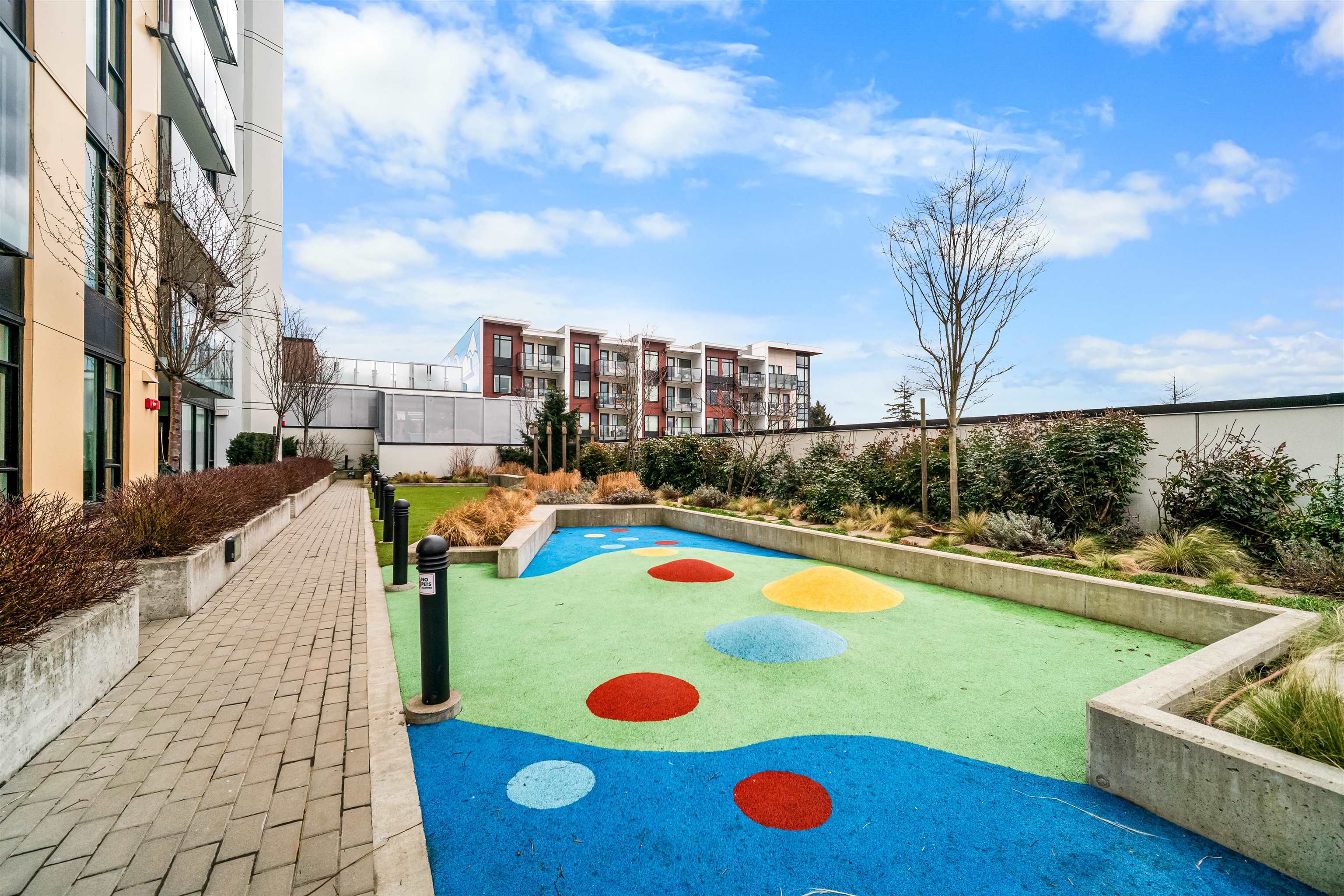 Listing image of 602 1401 HUNTER STREET