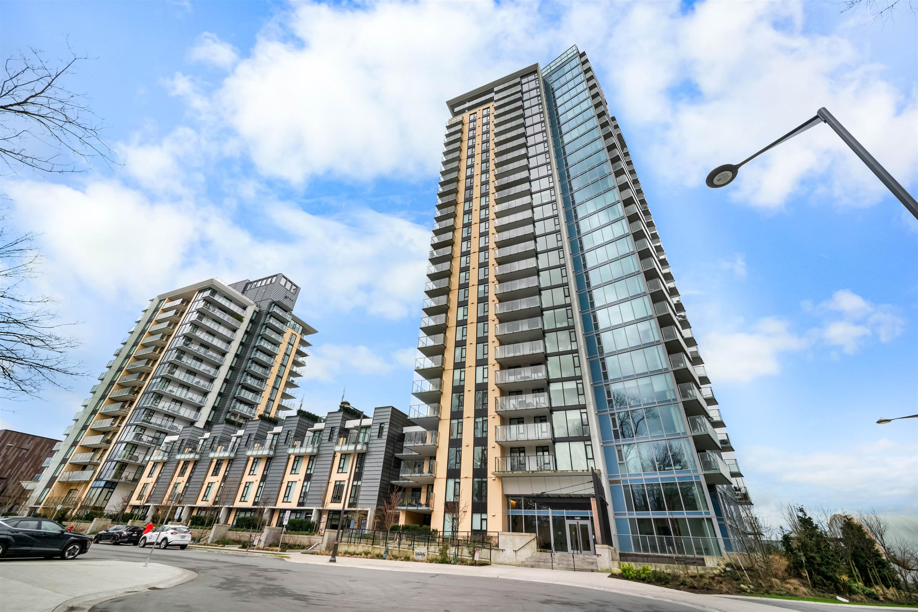 Listing image of 602 1401 HUNTER STREET