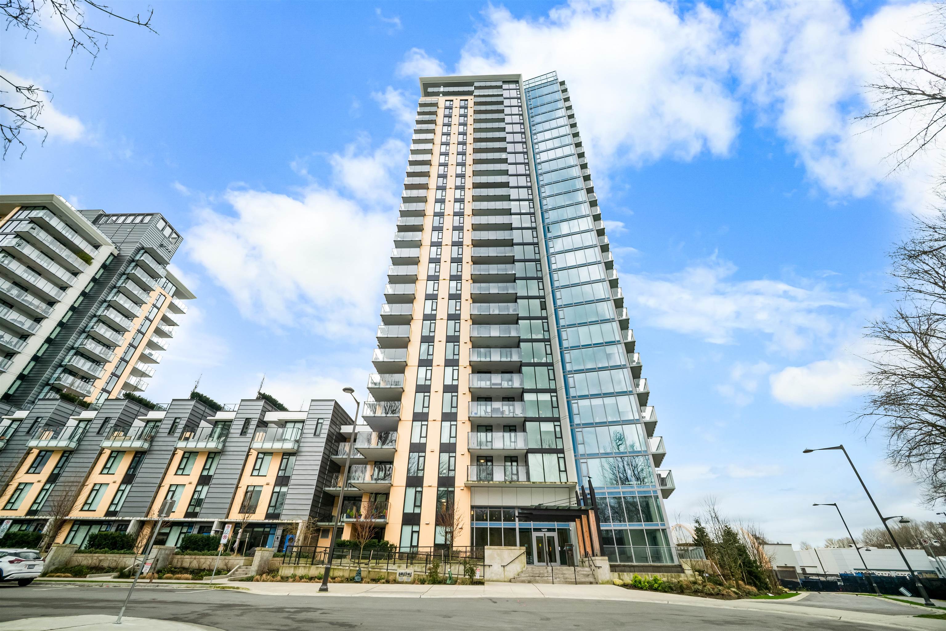 Listing image of 602 1401 HUNTER STREET