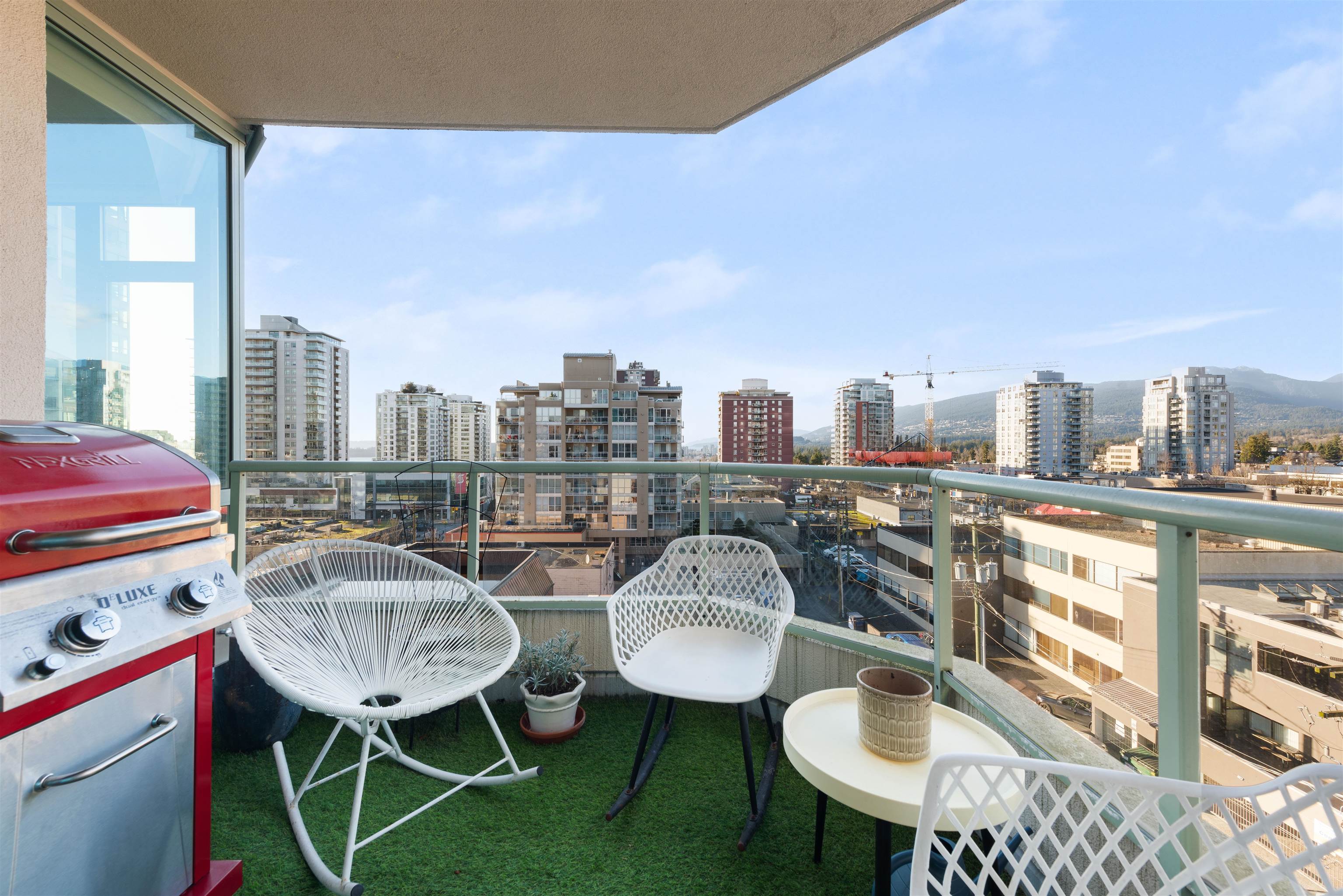 Listing image of 705 140 E 14TH STREET