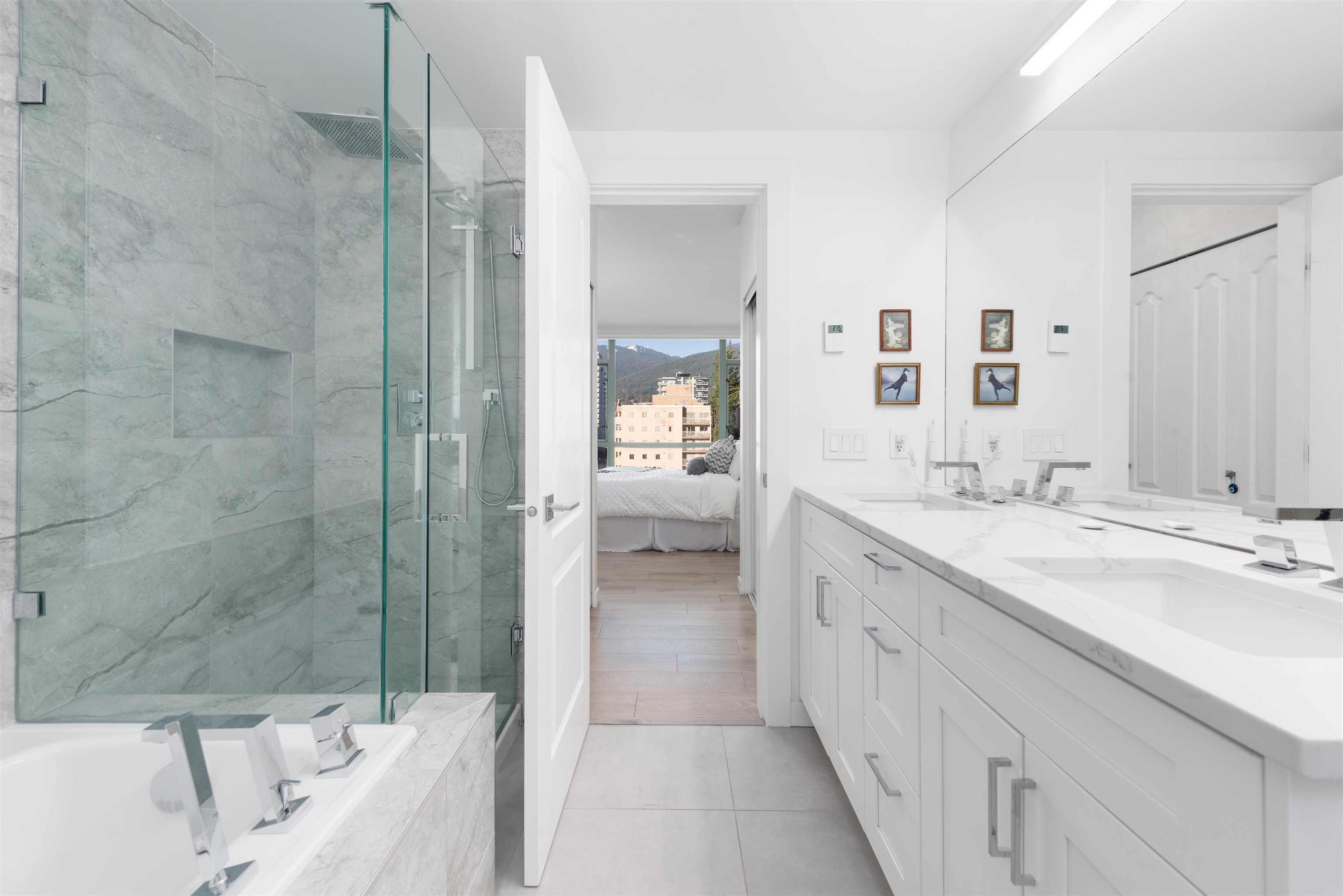 Listing image of 705 140 E 14TH STREET