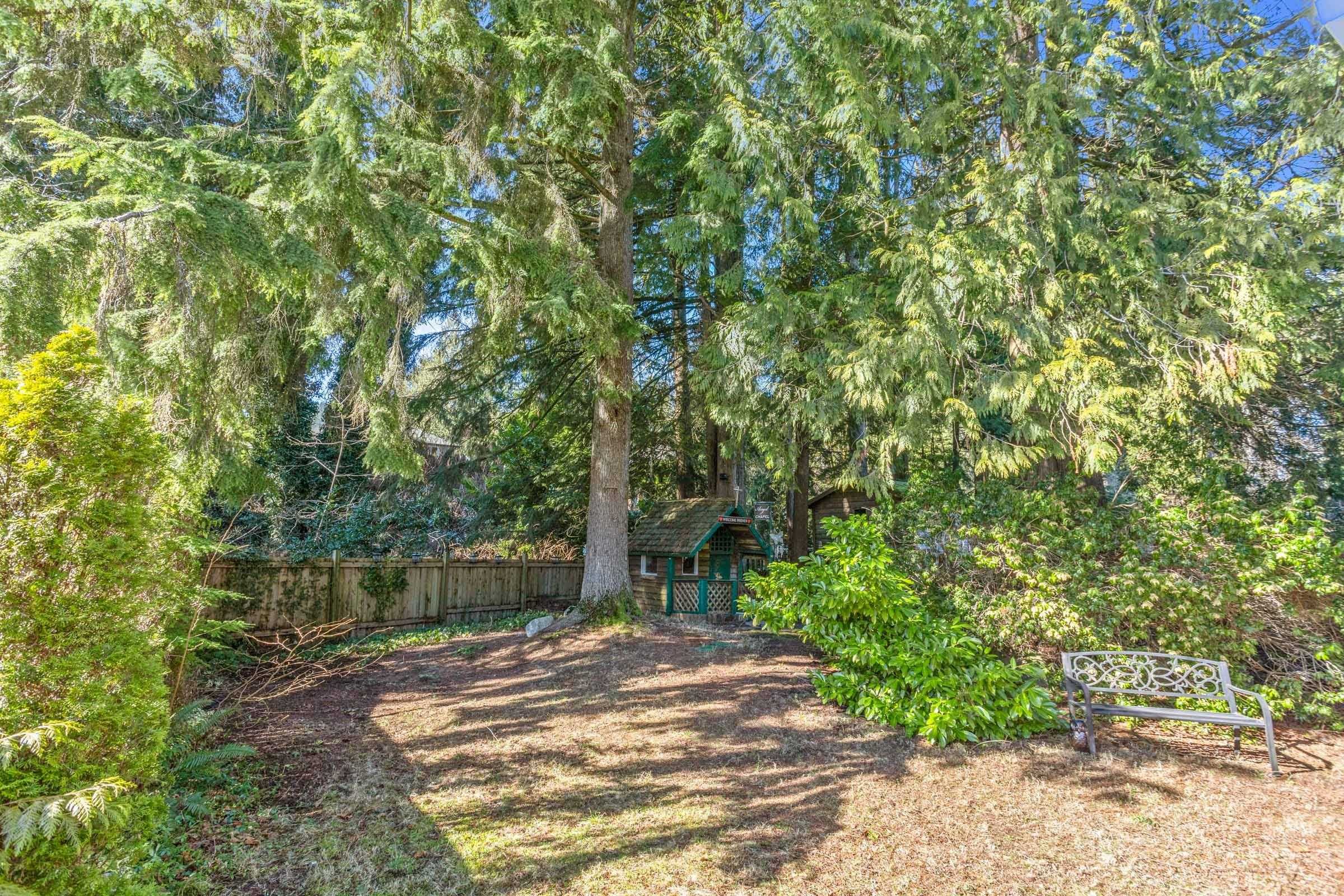 Listing image of 4559 UNDERWOOD AVENUE