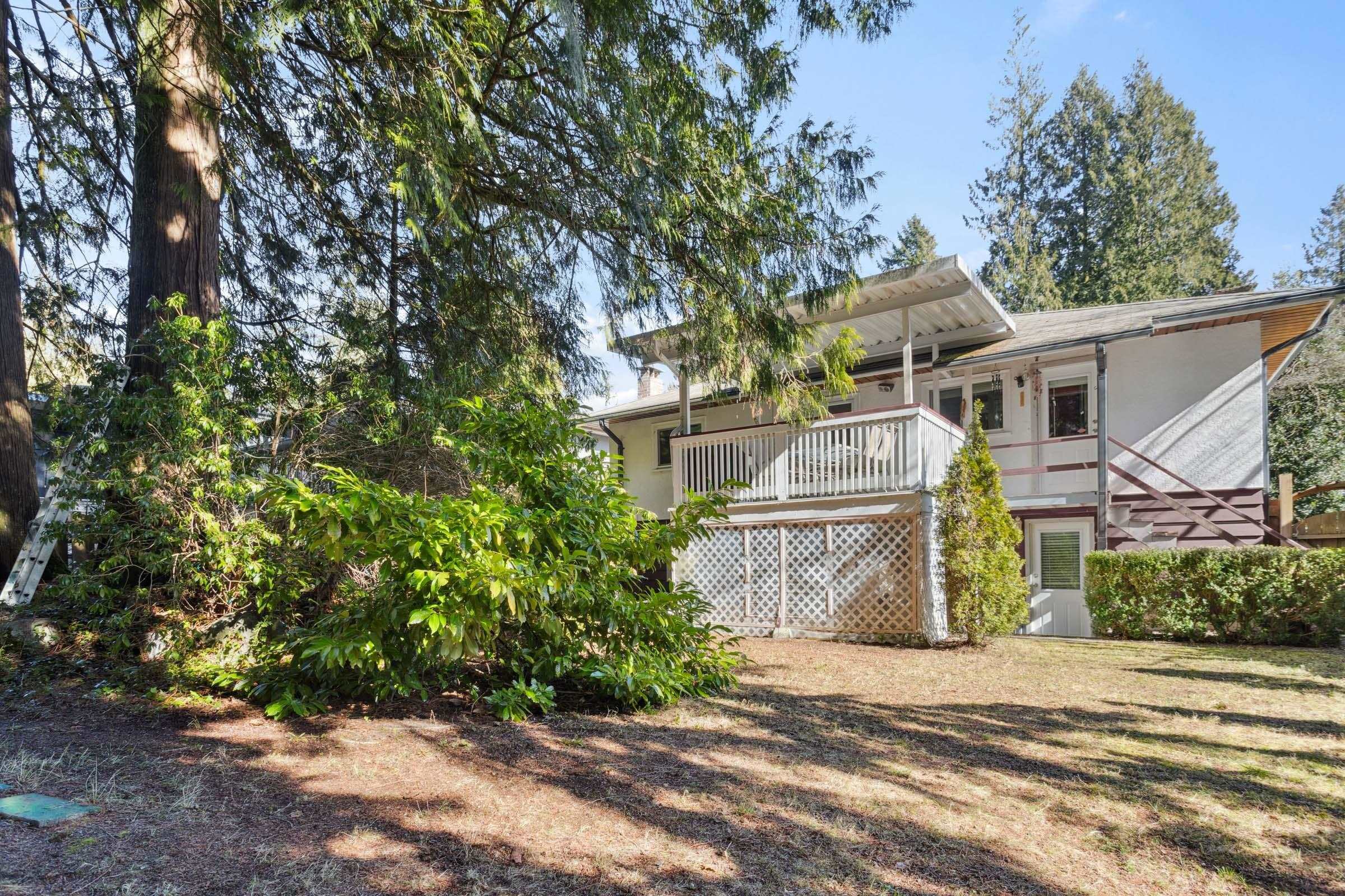 Listing image of 4559 UNDERWOOD AVENUE