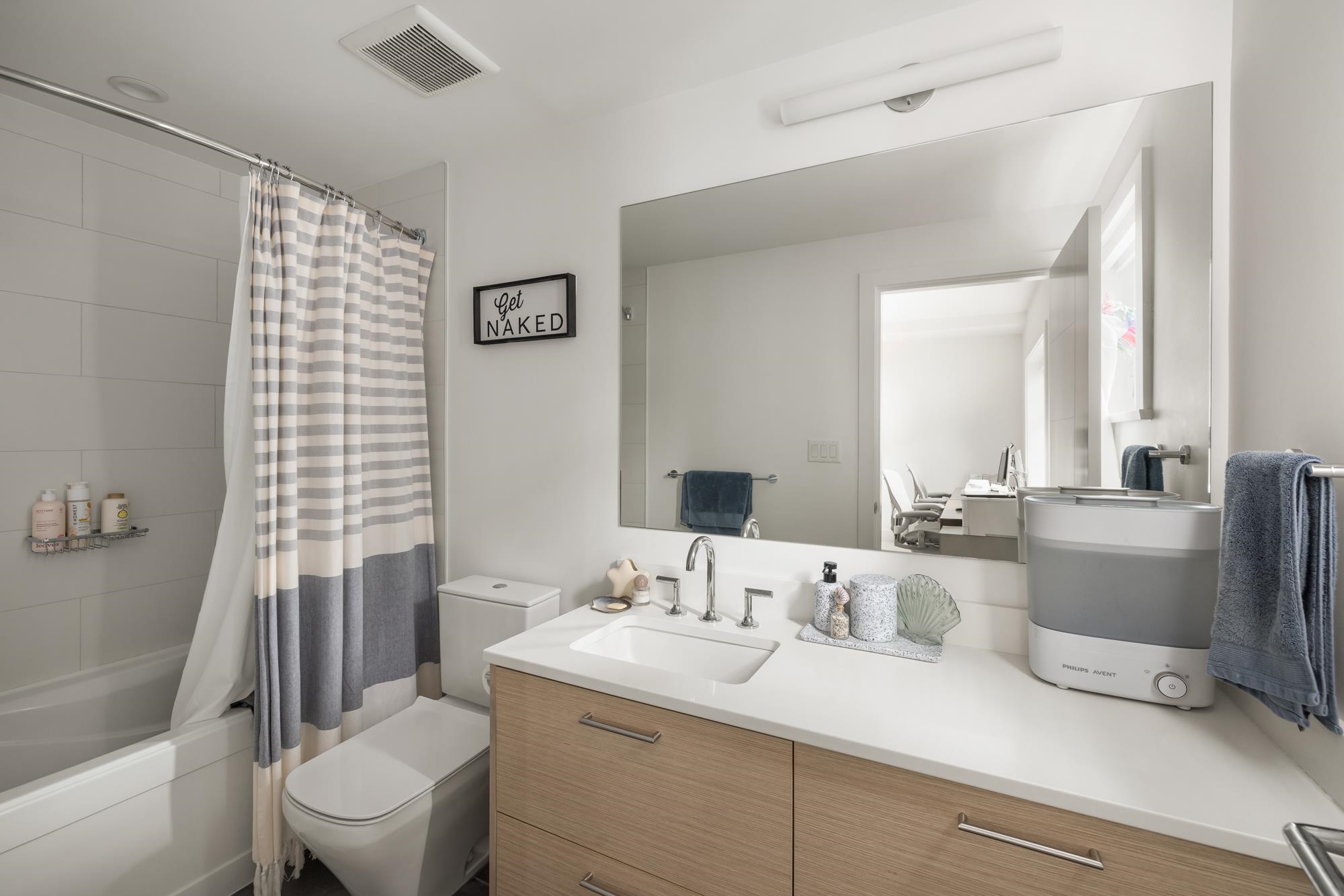 Listing image of 15 1133 RIDGEWOOD DRIVE